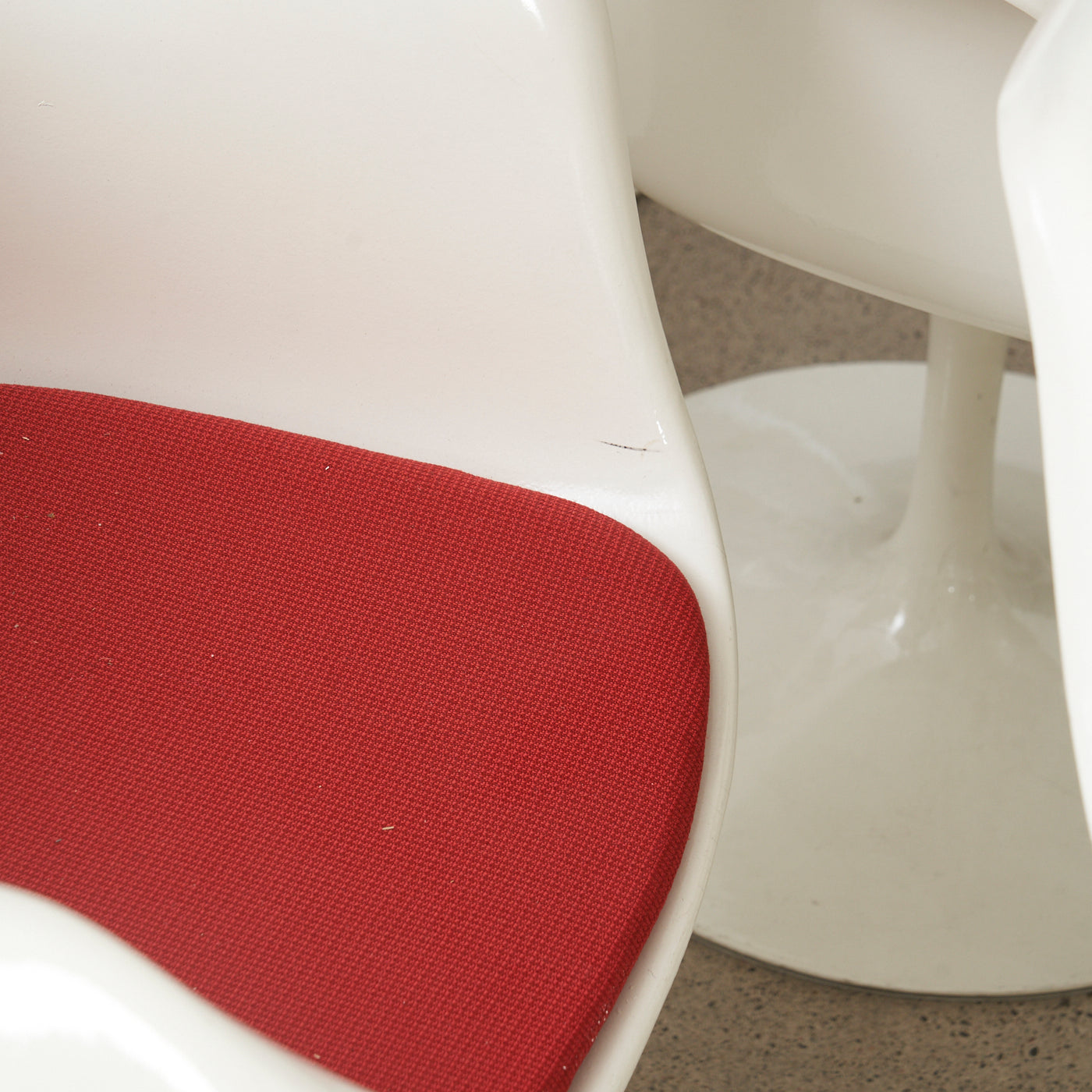 Vintage Saarinen 'BR50' Tulip Arm Chair by Knoll