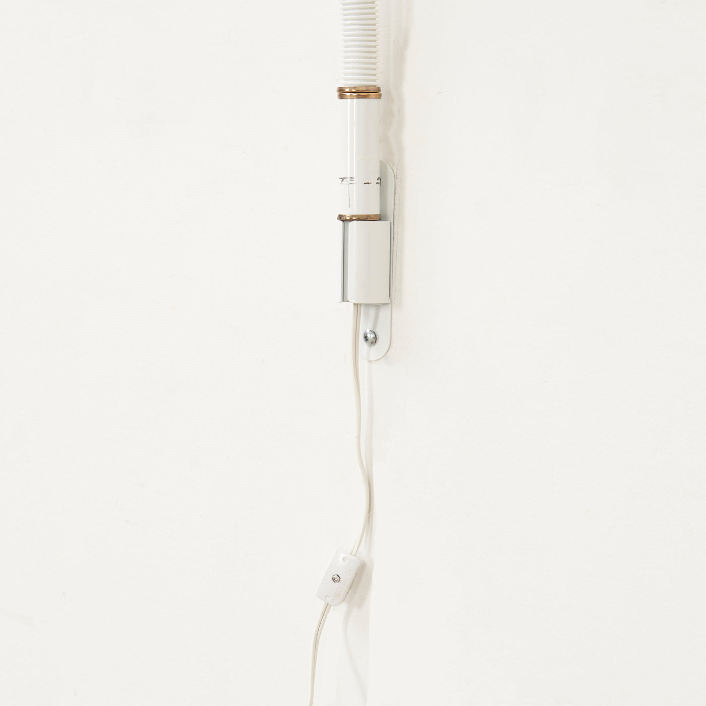 Vintage Wall-Mounted Gooseneck Lamp