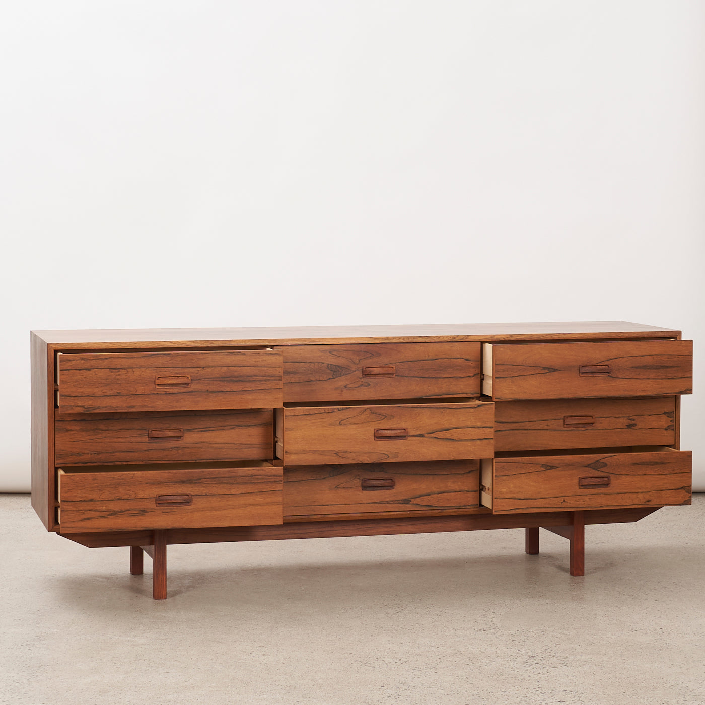 Rosewood 9 Drawer Dresser