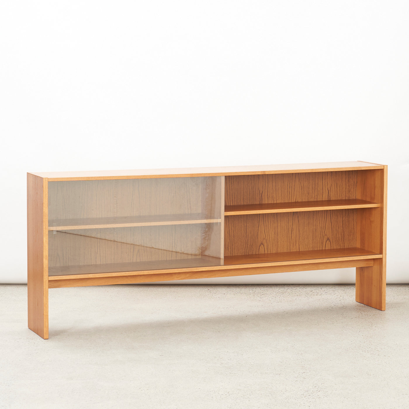 Teak Hutch, Denmark