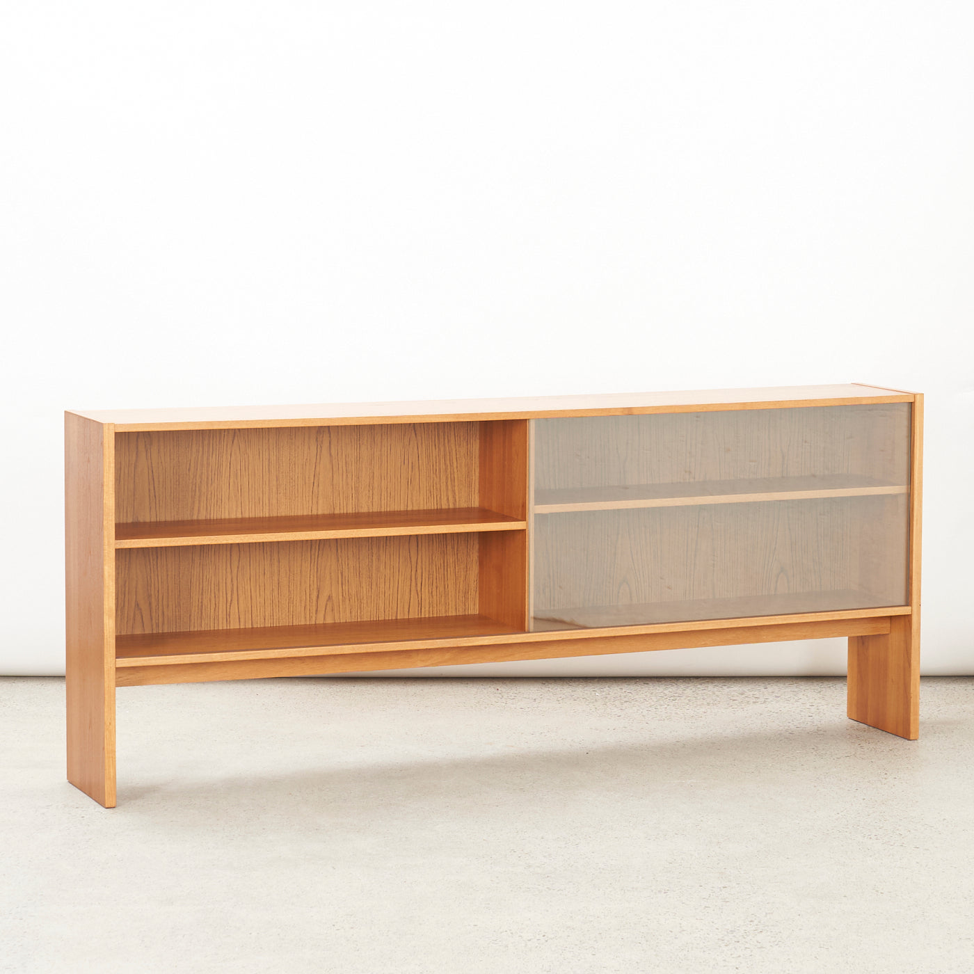 Teak Hutch, Denmark