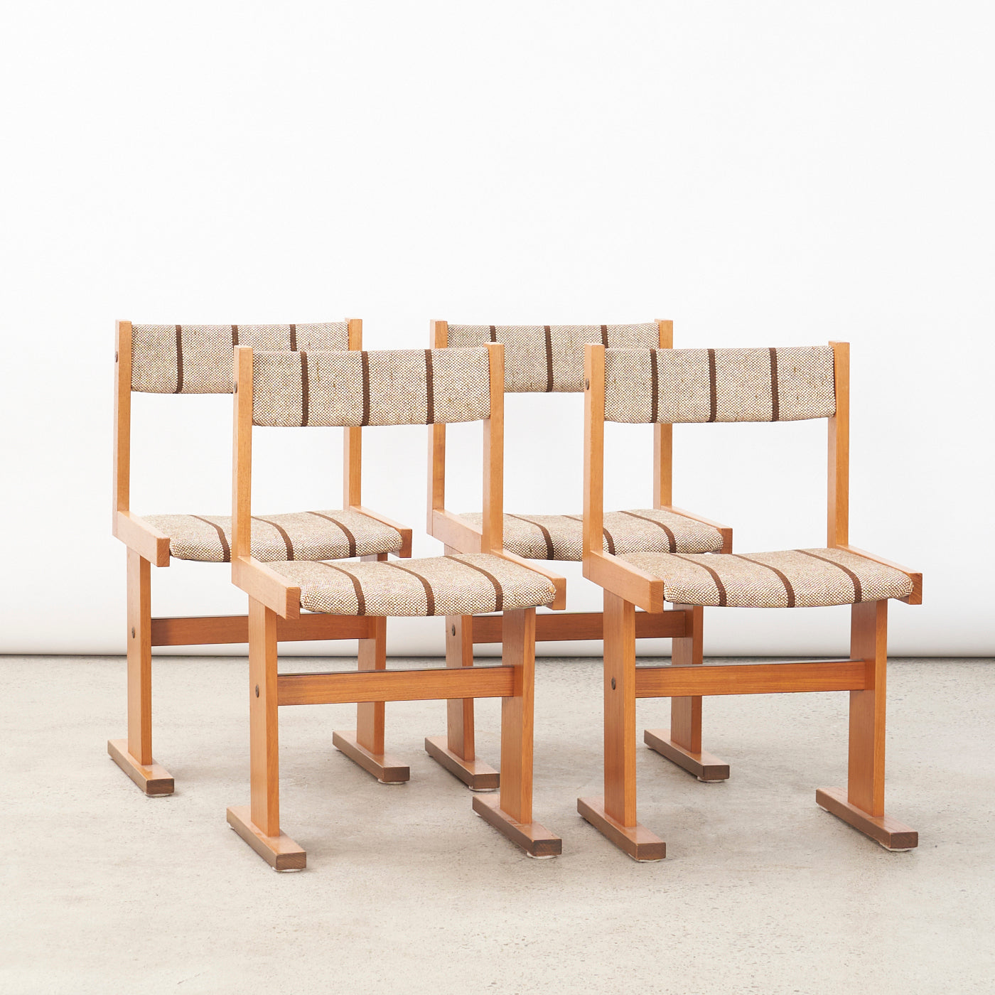 Set of 4 Teak Dining Chairs