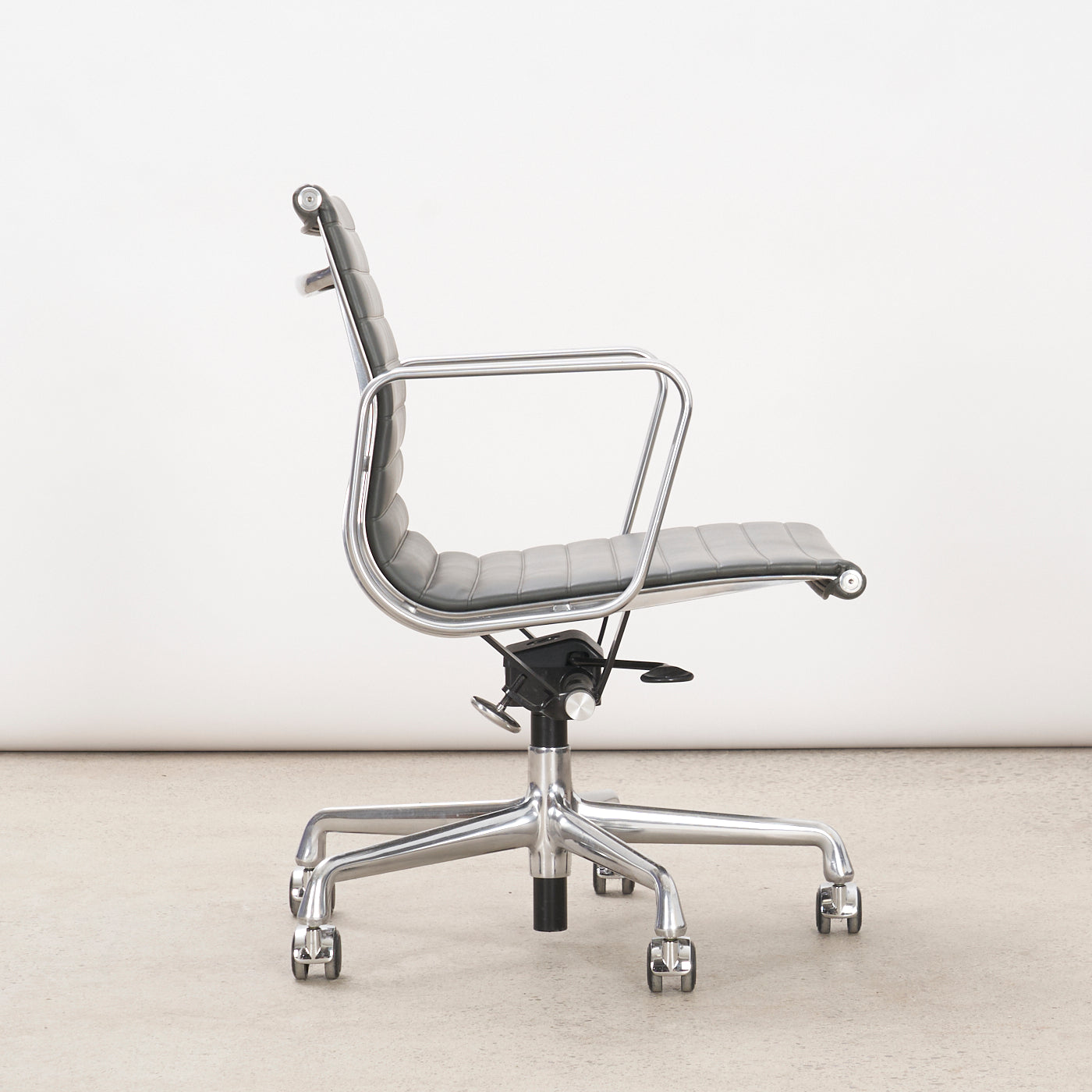 Gray Leather Eames Management Chair for Herman Miller