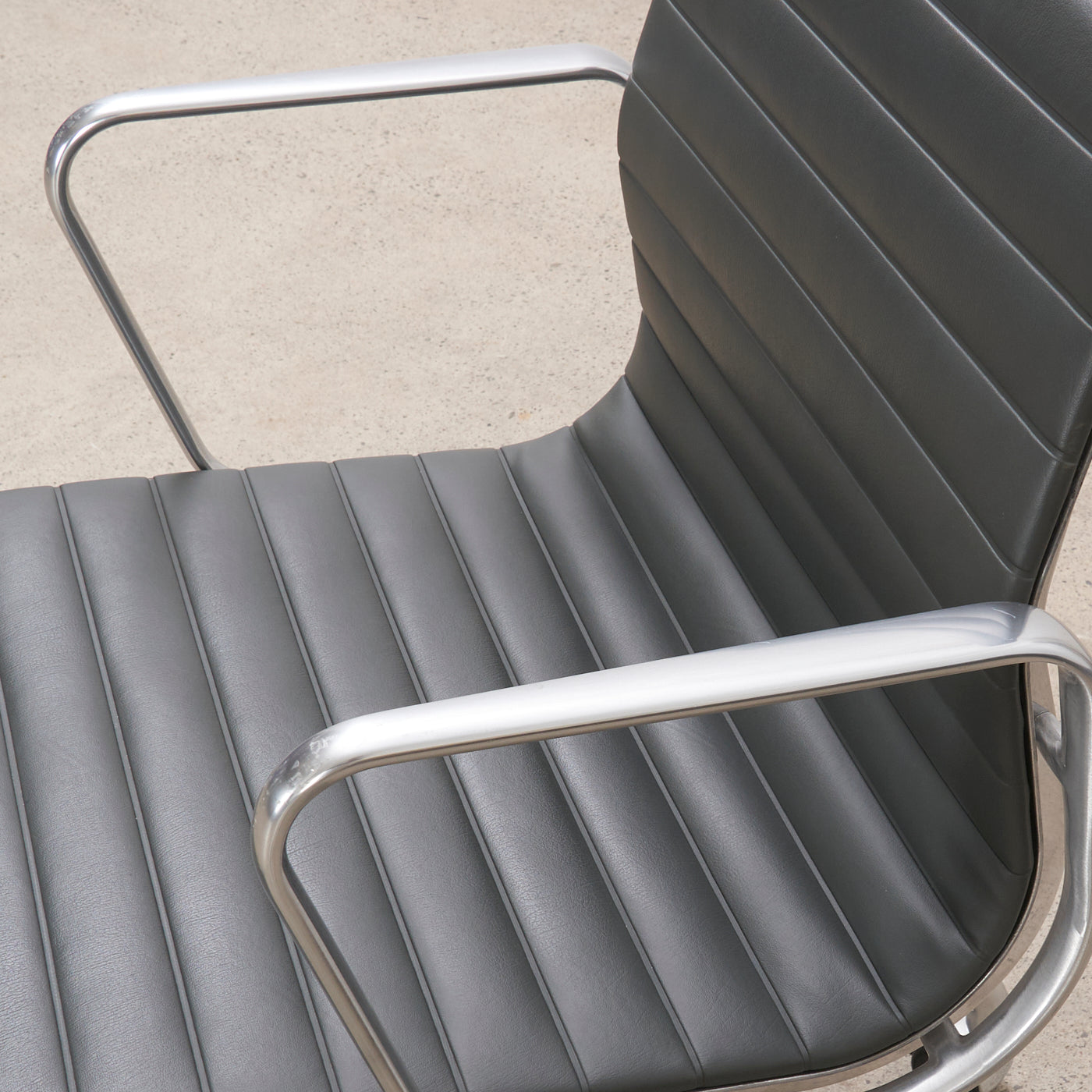 Gray Leather Eames Management Chair for Herman Miller