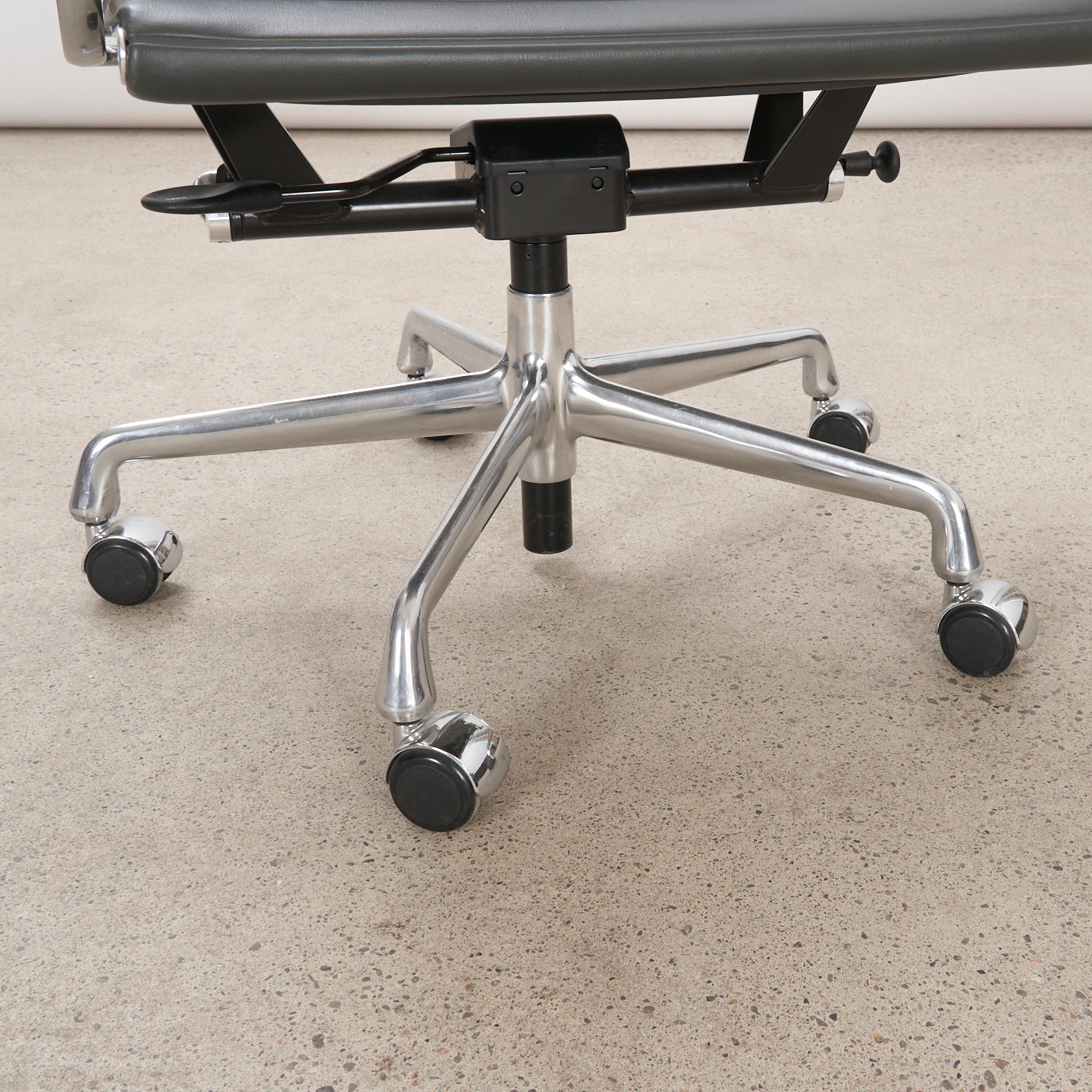 Gray Leather Eames Management Chair for Herman Miller
