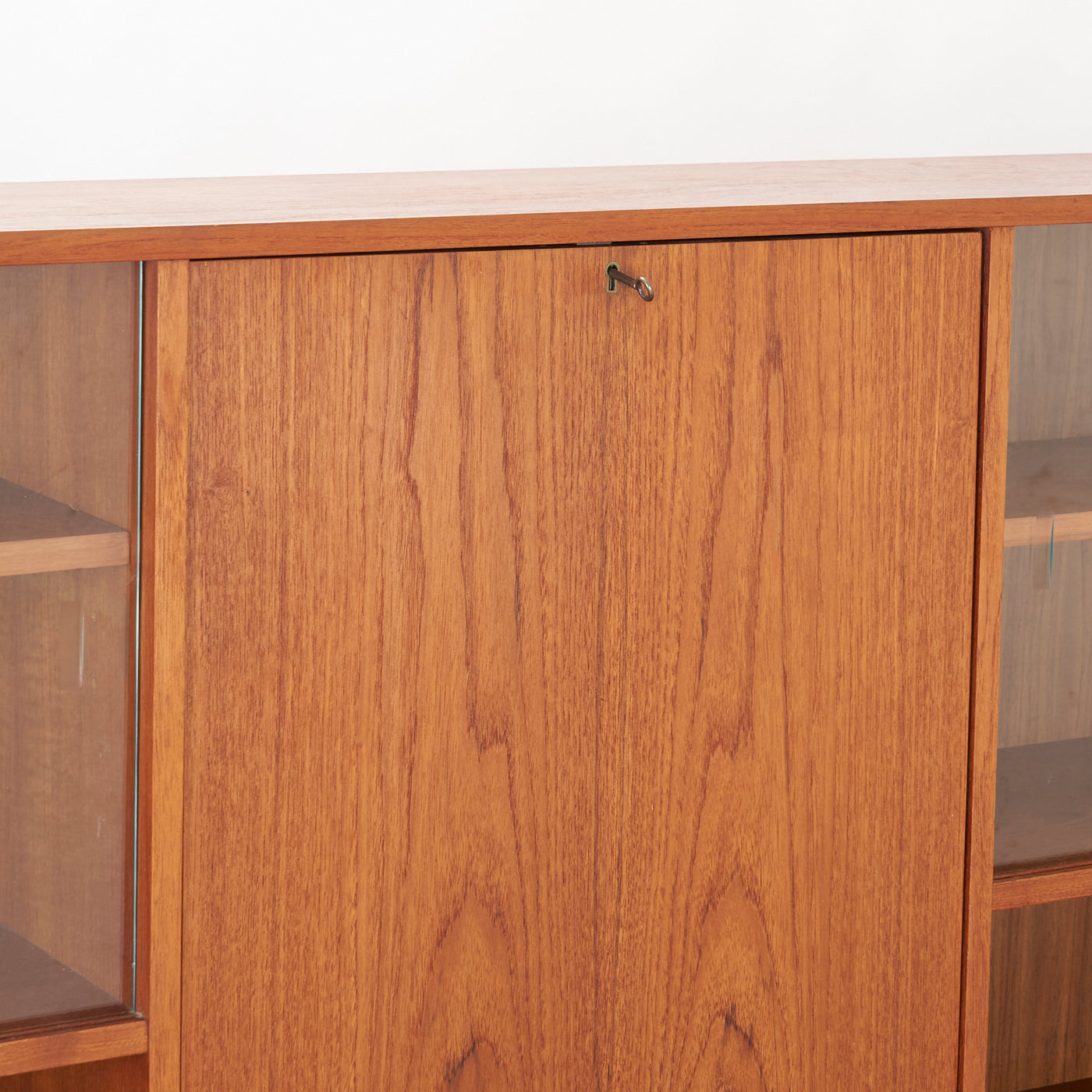 Teak Highboard