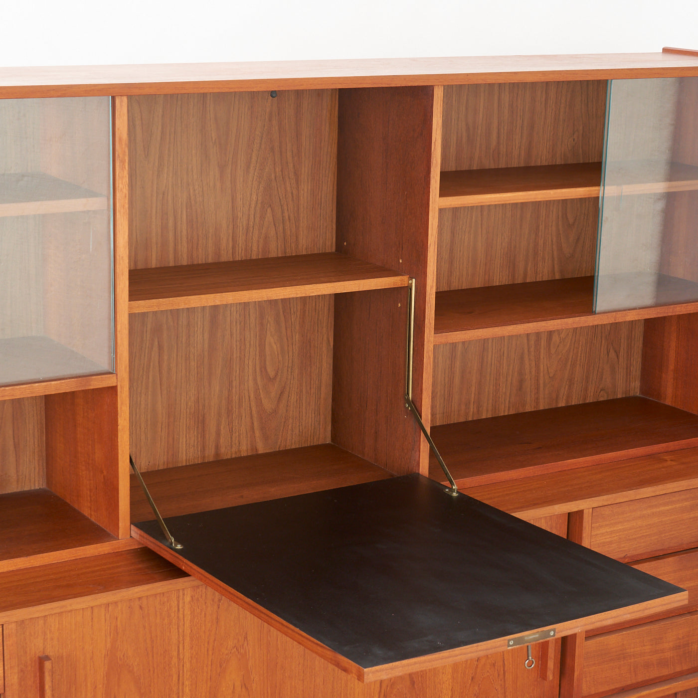 Teak Highboard