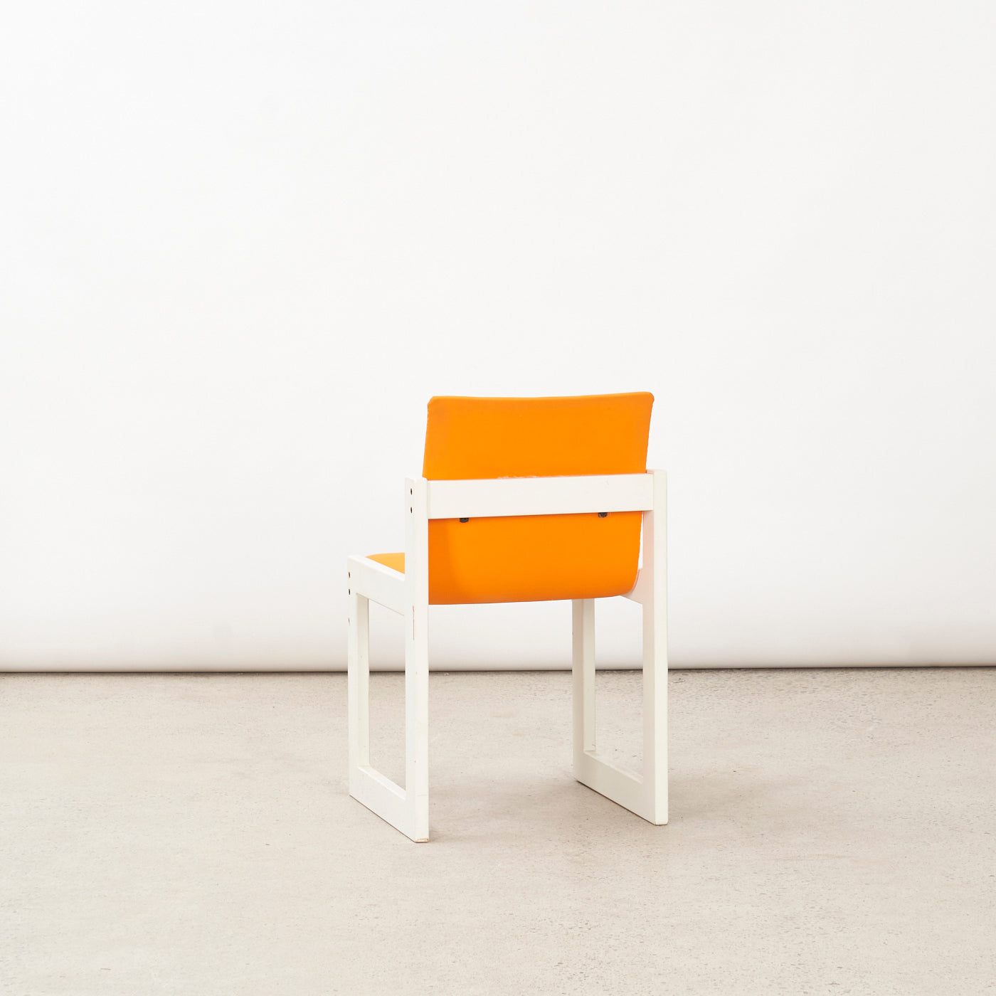 'Vivigrain' Side Chair by Simmons