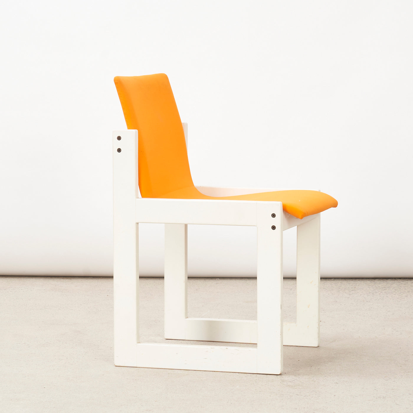 'Vivigrain' Side Chair by Simmons