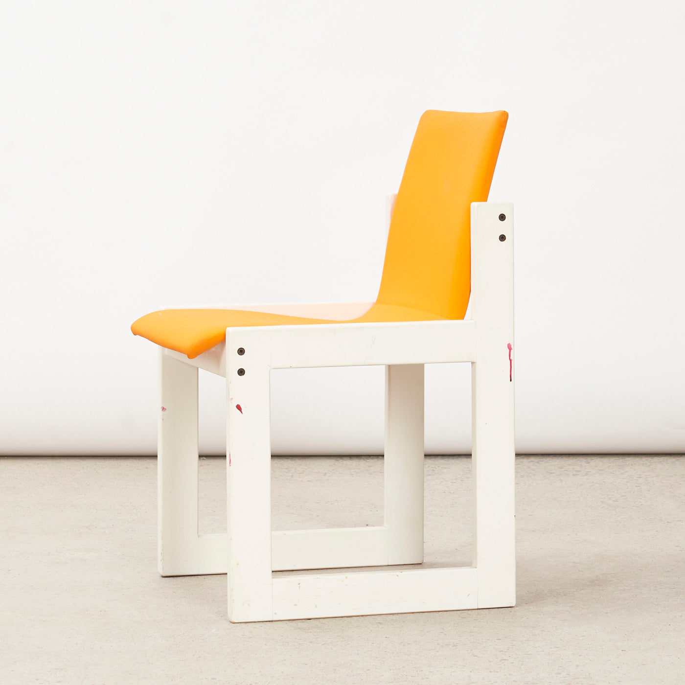 'Vivigrain' Side Chair by Simmons