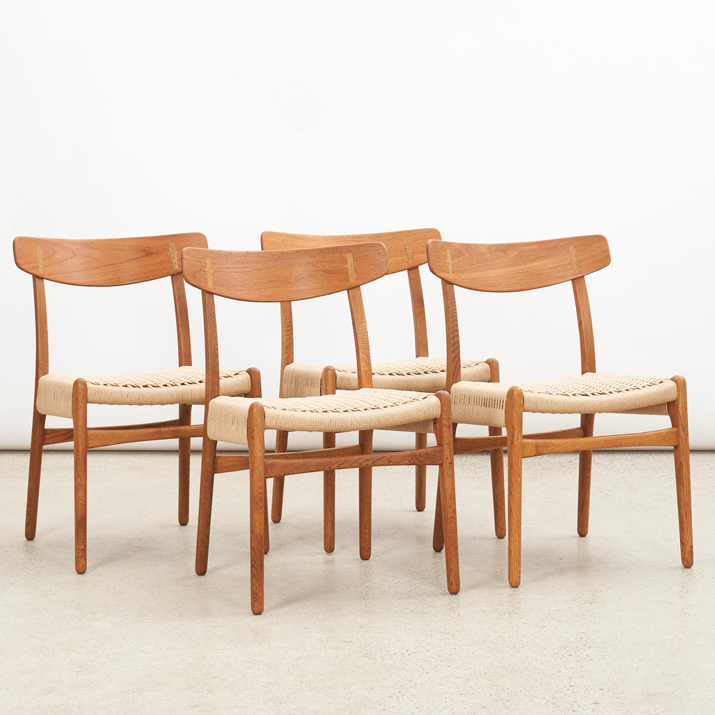 Set of 4 Oak 'CH23' Dining Chairs by Hans Wegner for Carl Hansen & Søn, Denmark Vintage Furniture Danish Design Scandinavian Modern Mid-century Modern Danish C