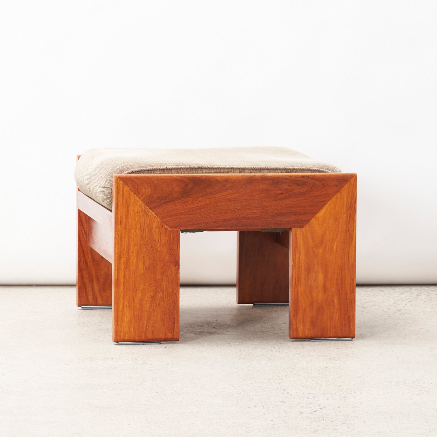 'Bastiano' Rosewood Ottoman by Tobias Scarpa for Knoll