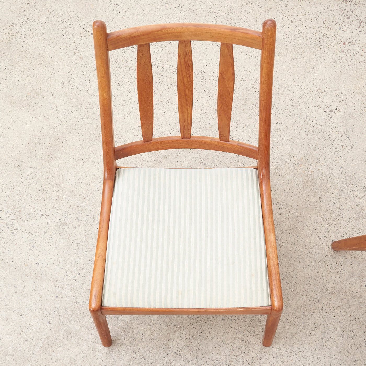 Set of 4 Teak Dining Chairs
