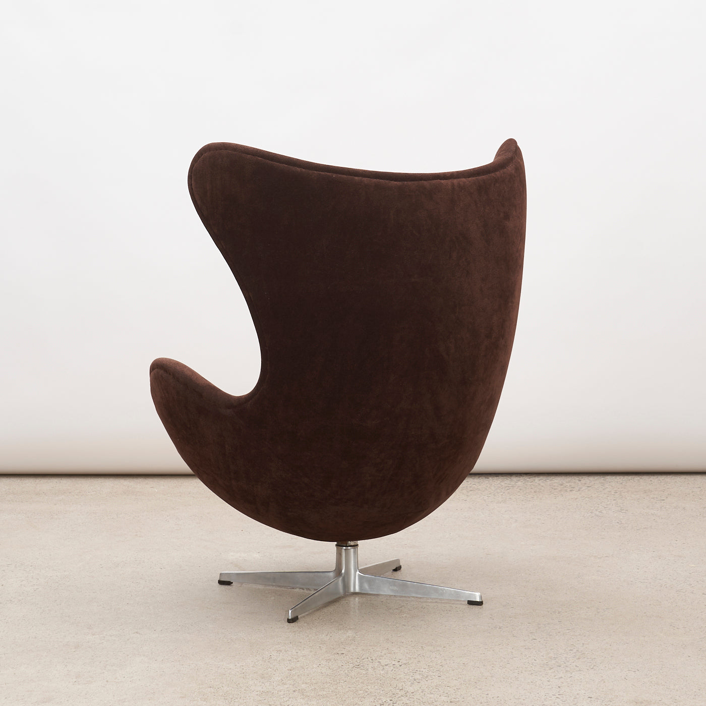 '60s era 'Egg' Chair & Ottoman by Arne Jacobsen for Fritz Hansen, Denmark