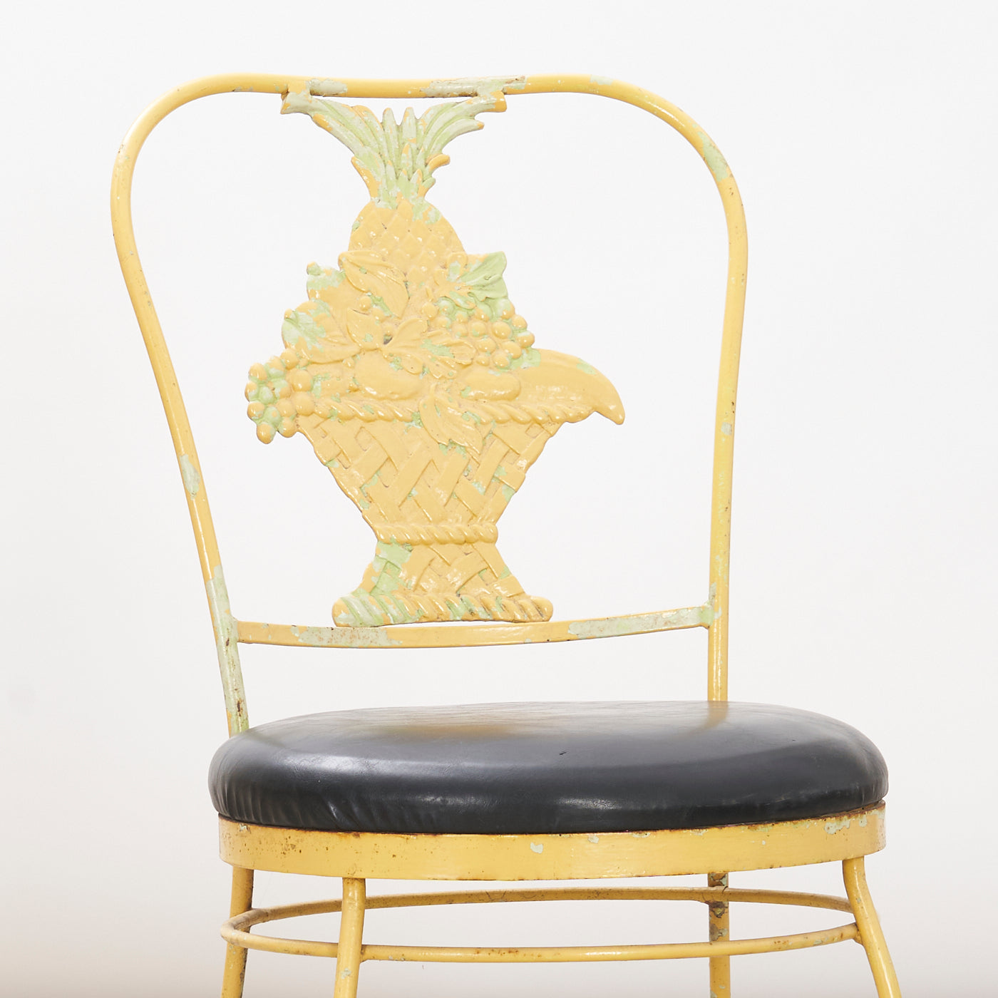 Wrought Iron Patio Set w/ Fruit Bowl Motif