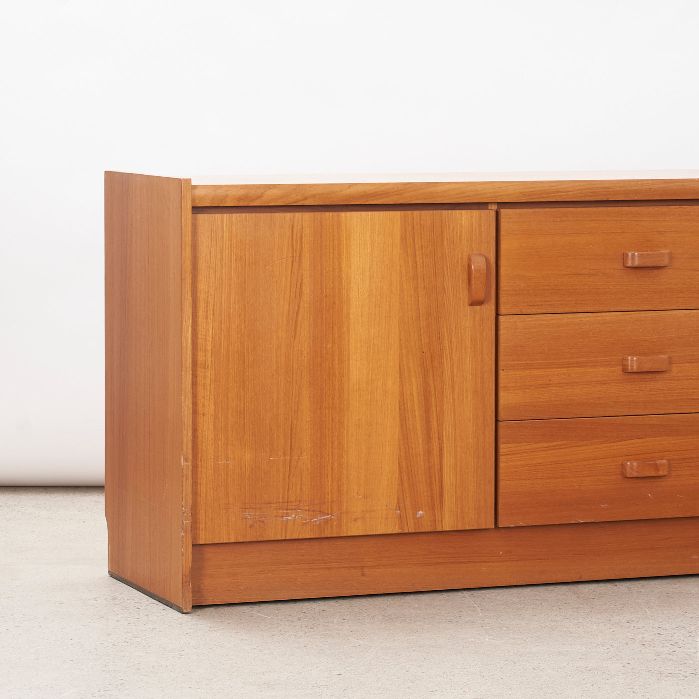 Teak 6-Drawer Dresser w/ Cabinet