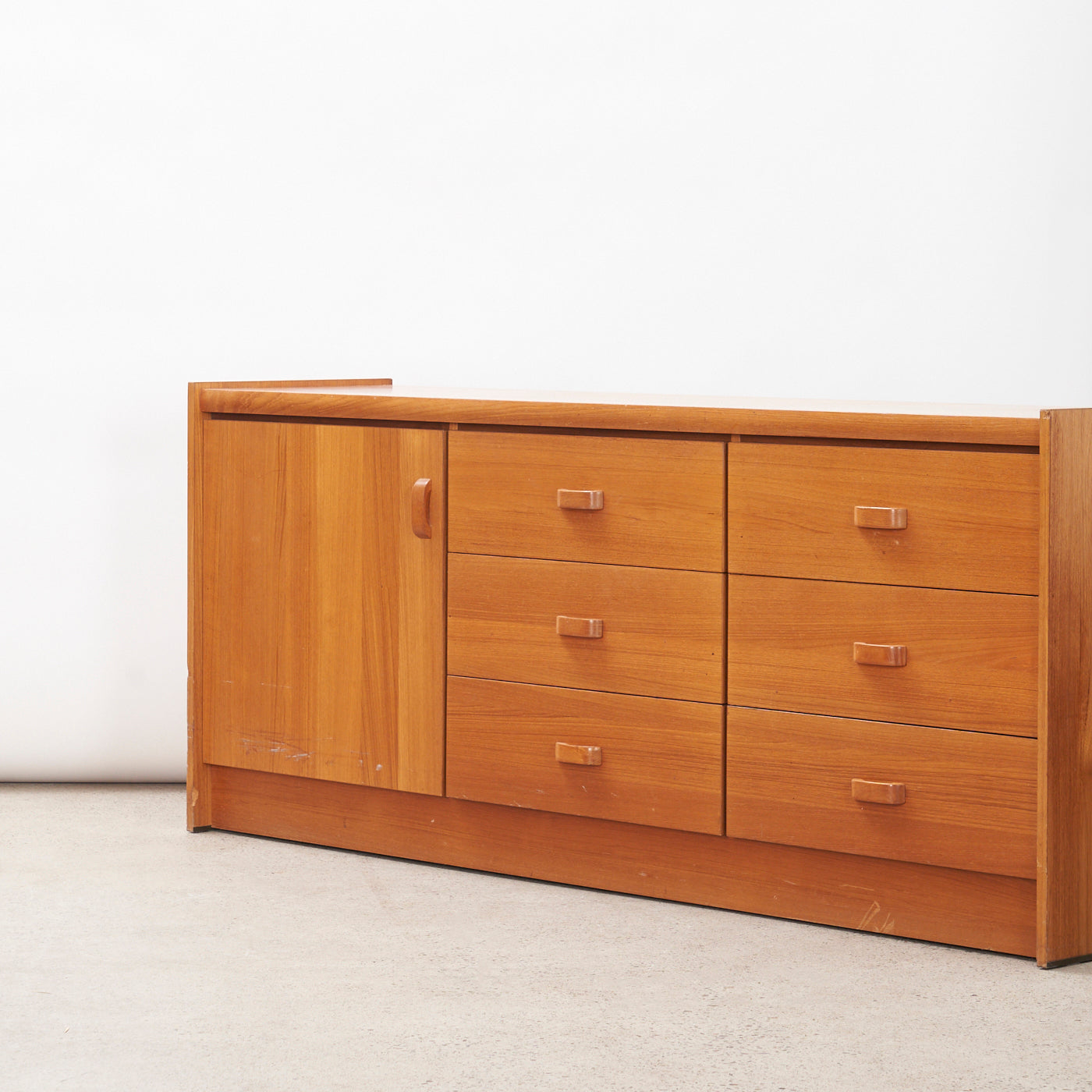 Teak 6-Drawer Dresser w/ Cabinet