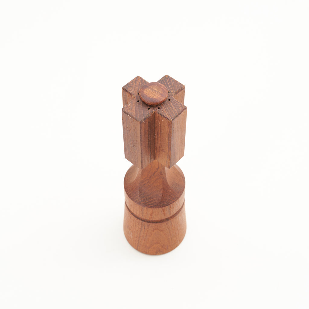 Model 891 Chess King Teak Salt & Pepper Mill by Jens Quistgaard for Dansk. Rare woods.