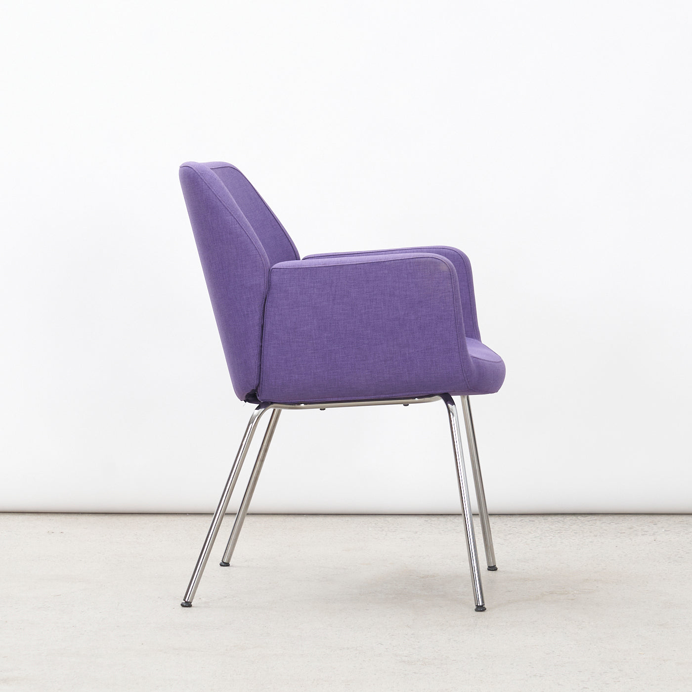 'Bindu' Low Back Guest Chair by Coalesse