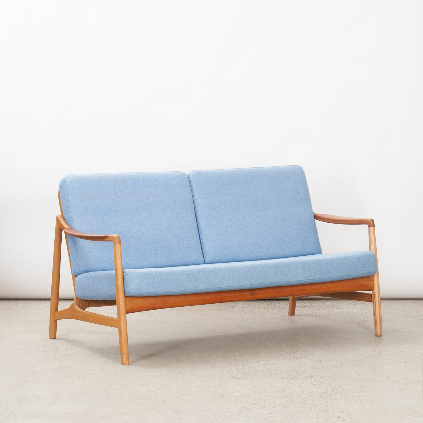 'Model FD117/2' 2-Seater Sofa by Tove & Edward Kindt-Larsen for France & Daverkosen, Denmark