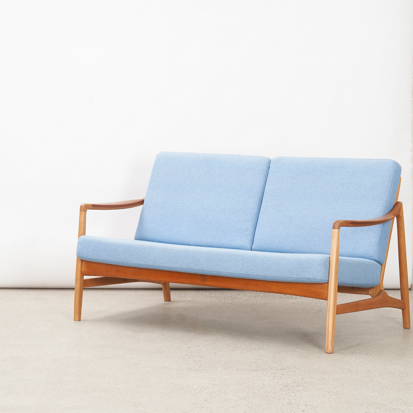 'Model FD117/2' 2-Seater Sofa by Tove & Edward Kindt-Larsen for France & Daverkosen, Denmark