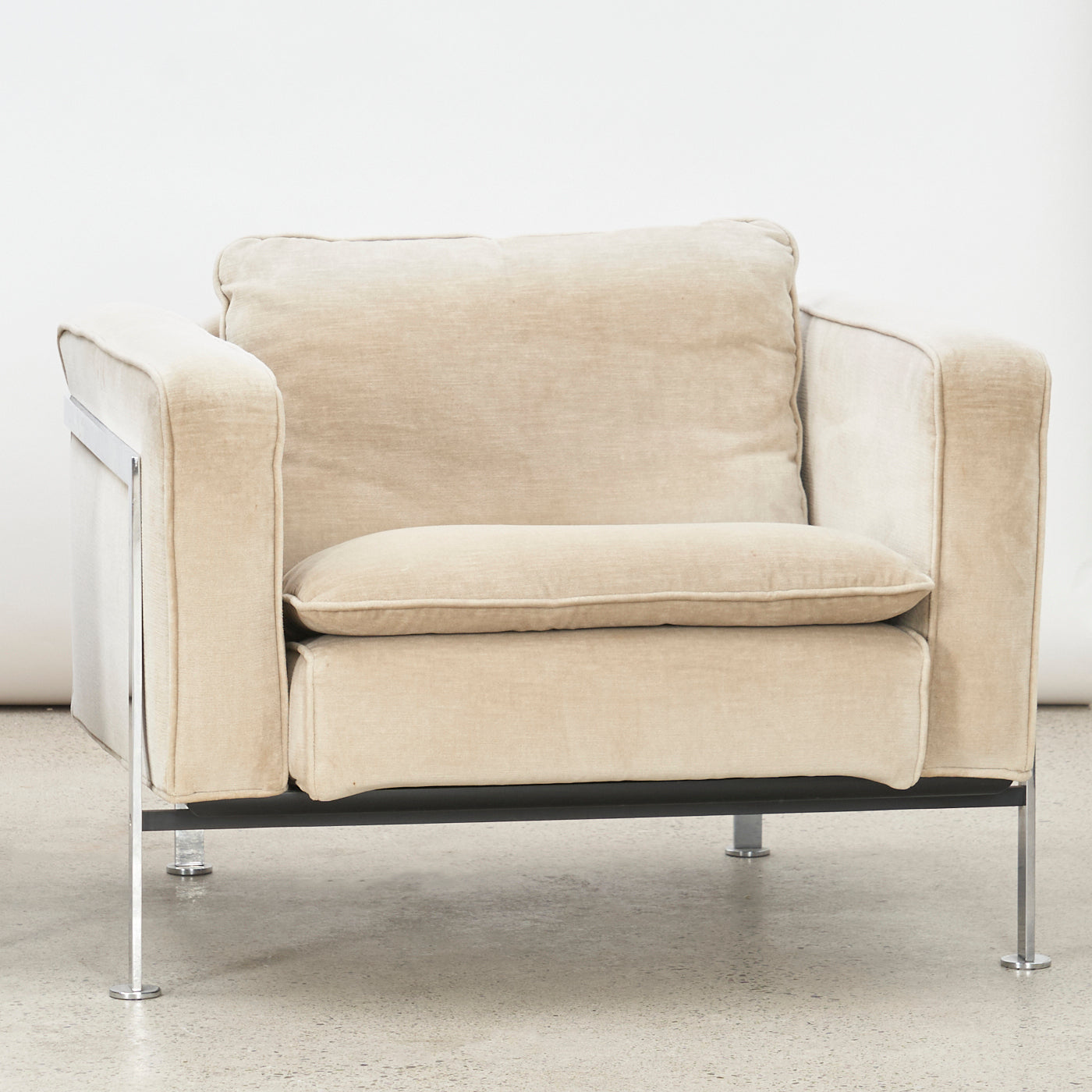 Pair of Club Chairs by Robert Haussmann for Nienkämper