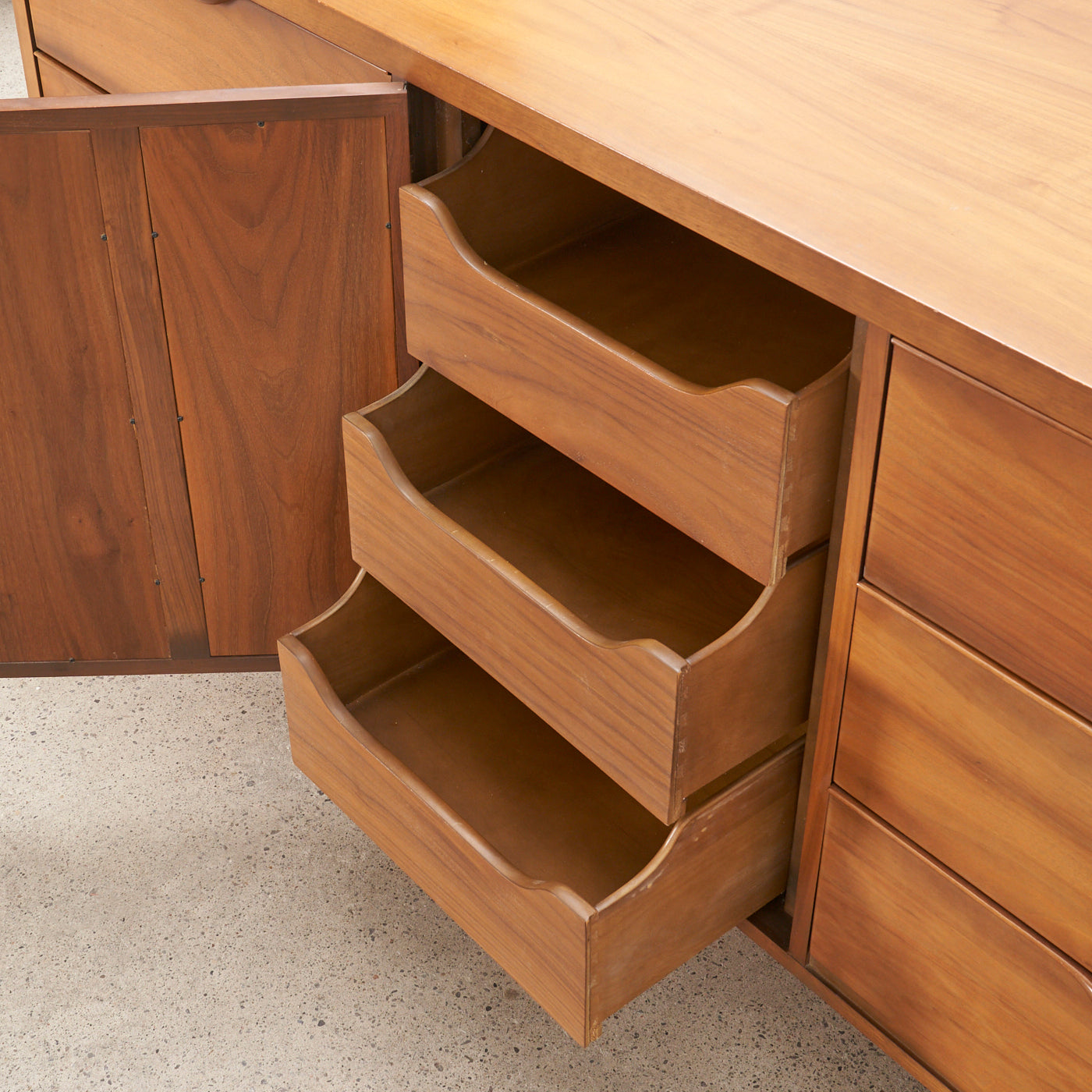 Walnut 6-Drawer Dresser w/ Cabinet