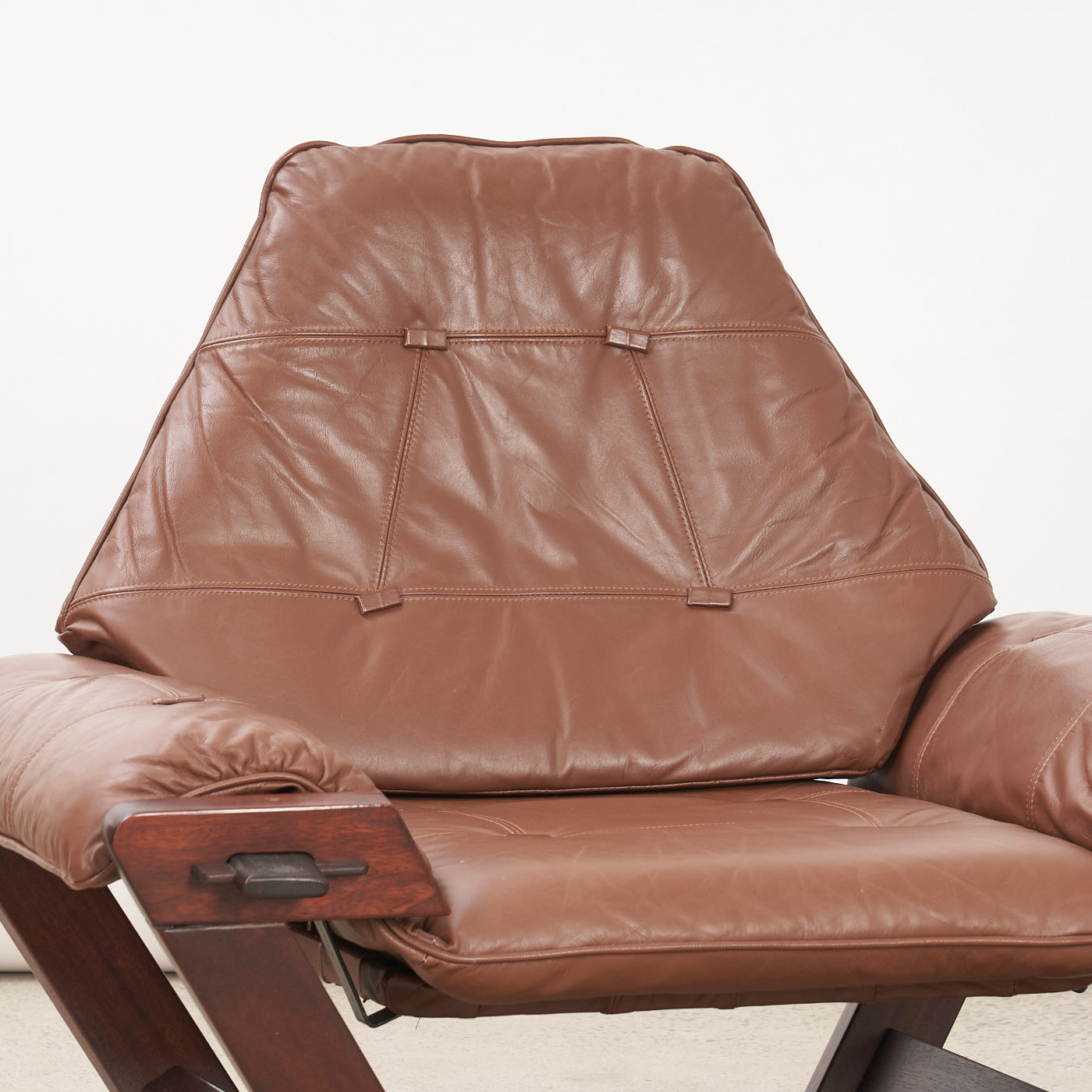 Vintage Leather Lounge Chair by Moveis Corazza, Brazil