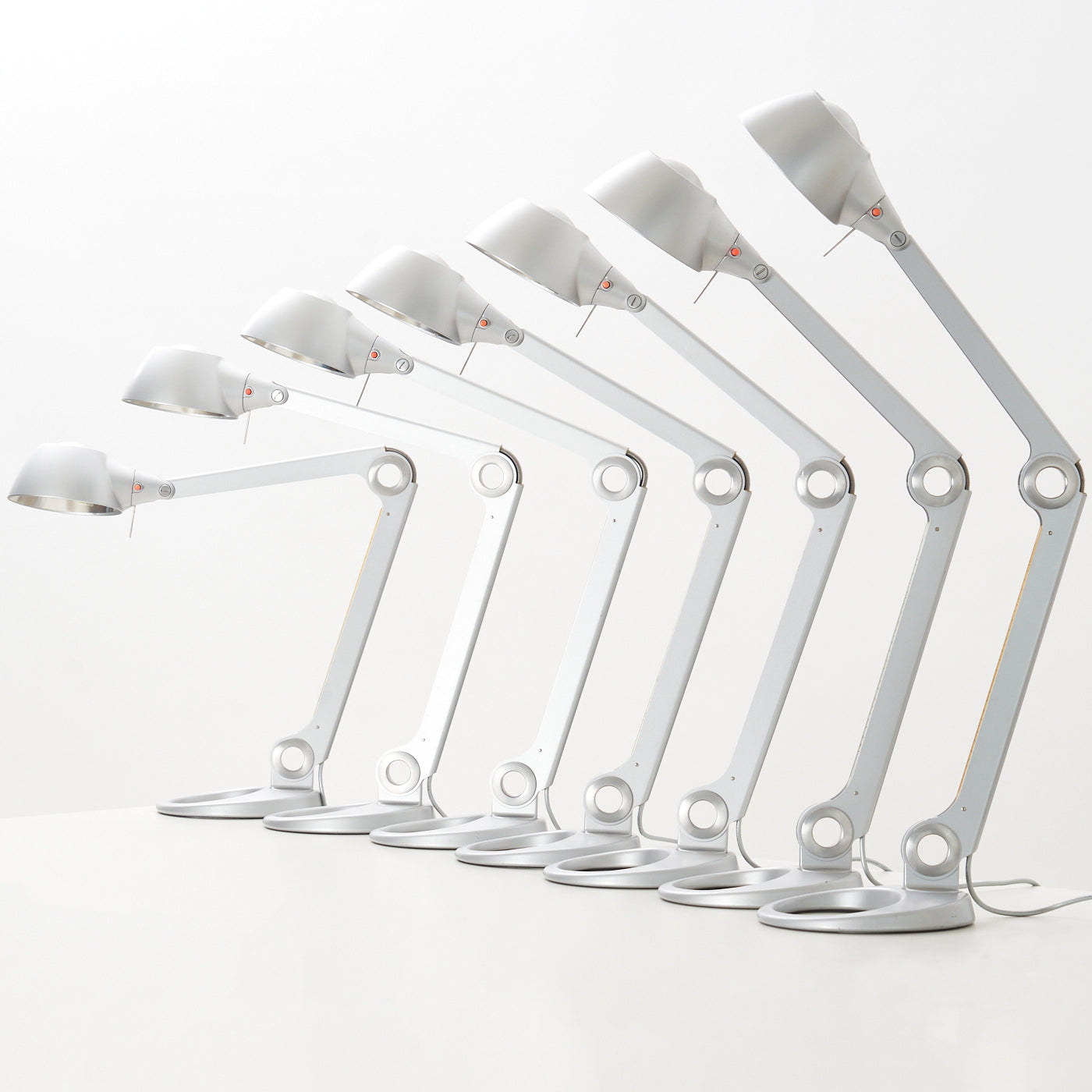 Copeland Task Light by Knoll