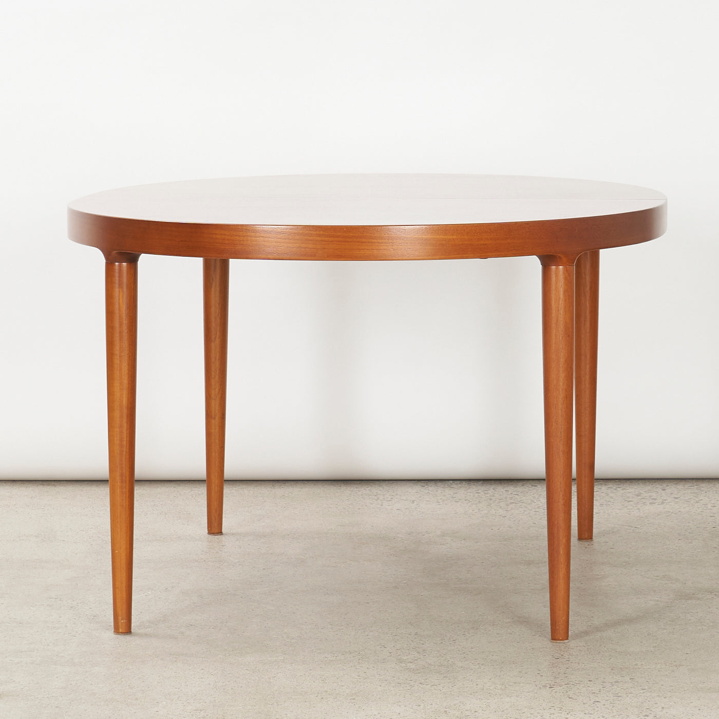 Oval Teak Dining Table