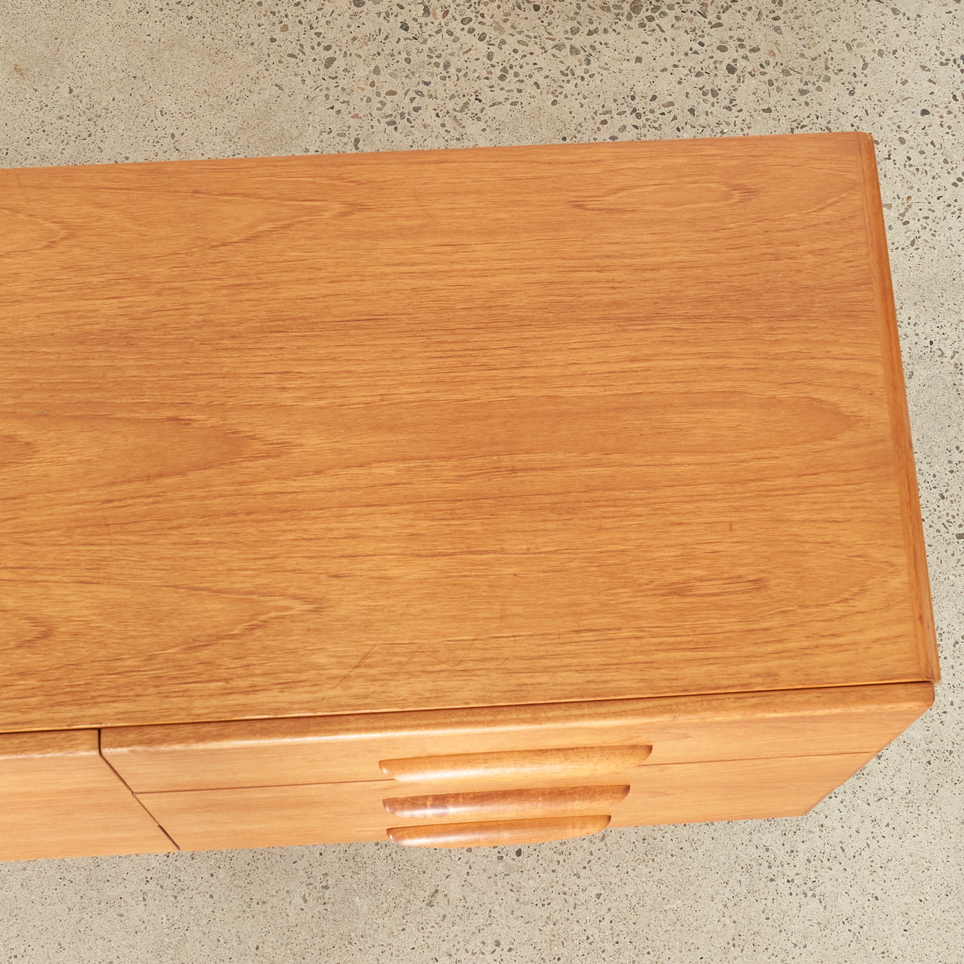 Teak 9 Drawer Dresser