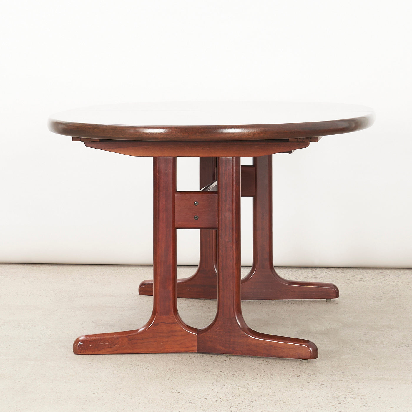 Rosewood Pedestal Jack-Knife Dining Table