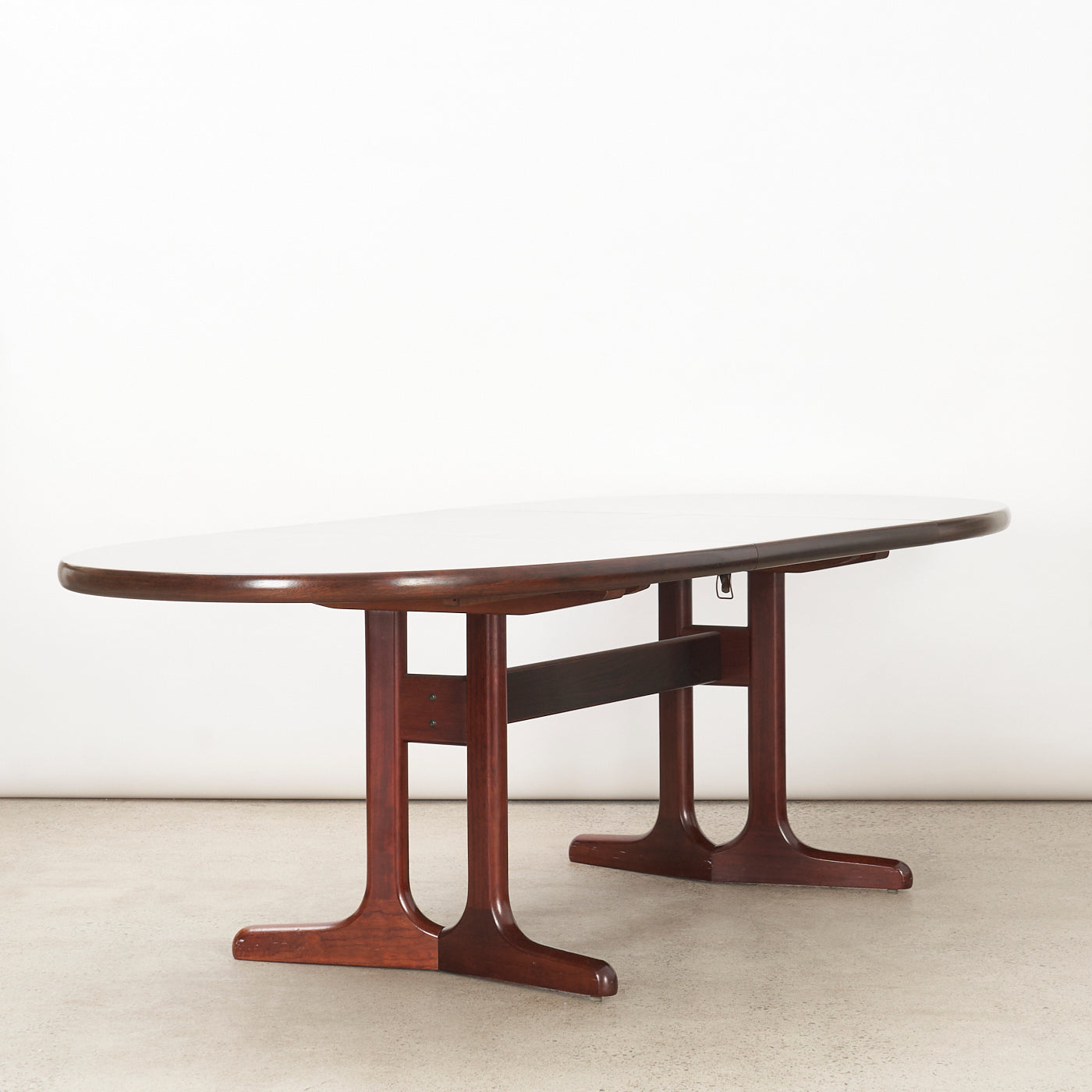 Rosewood Pedestal Jack-Knife Dining Table