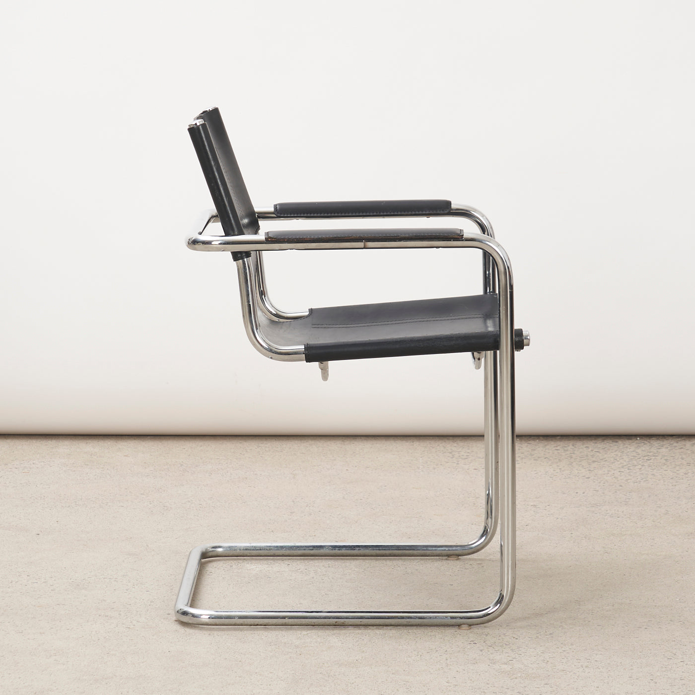 Pair of MG5 Cantilever Chairs by Matteo Grassi