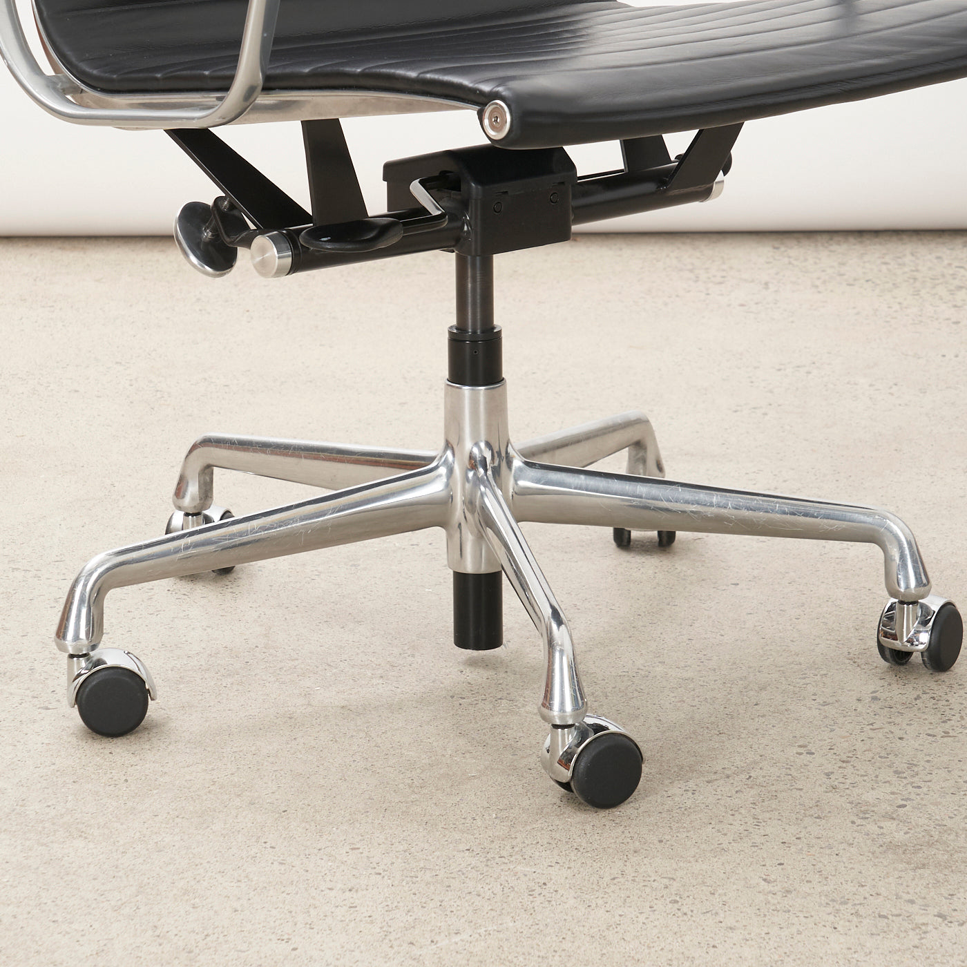 Black Leather Eames Management Chair for Herman Miller