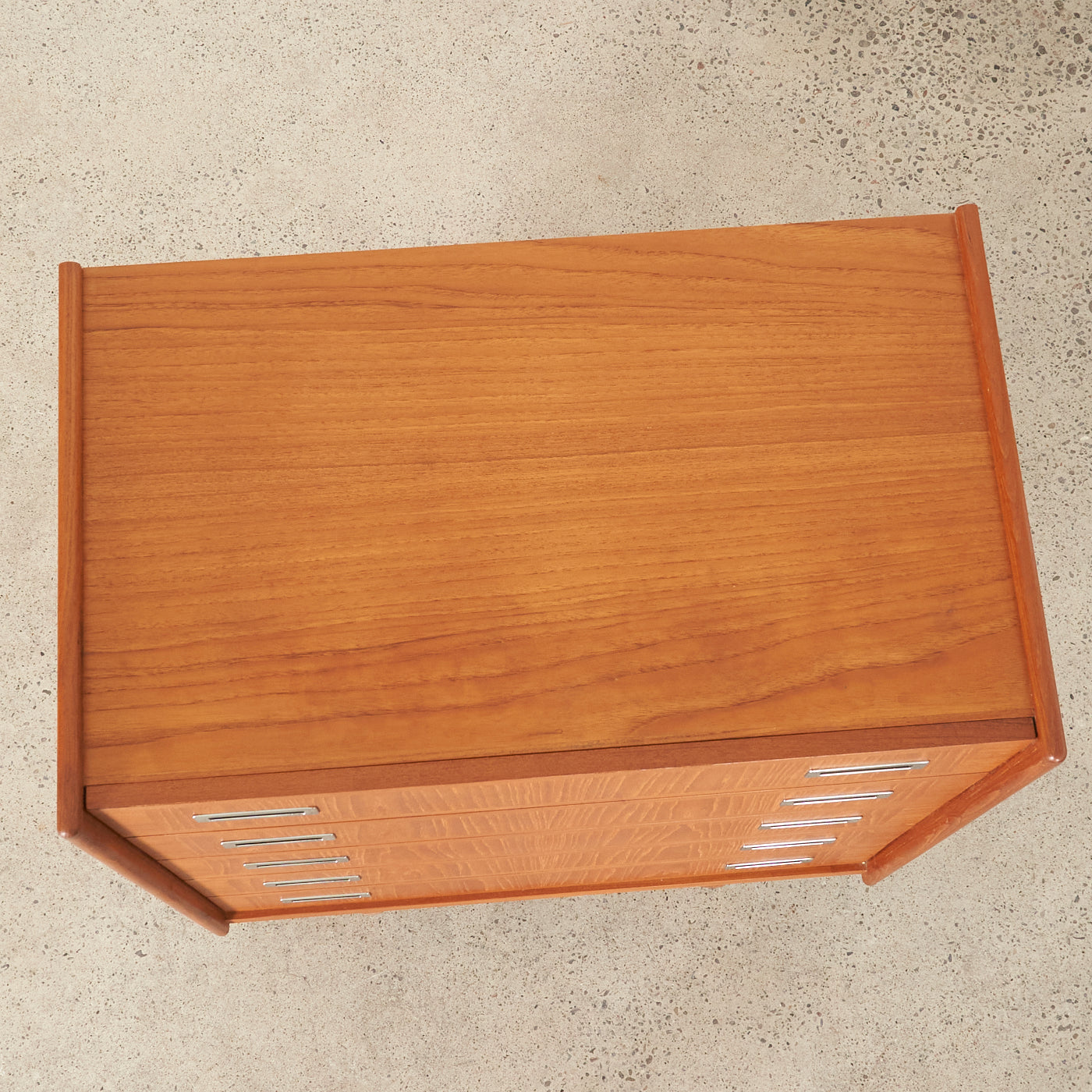 Teak 5 Drawer Dresser