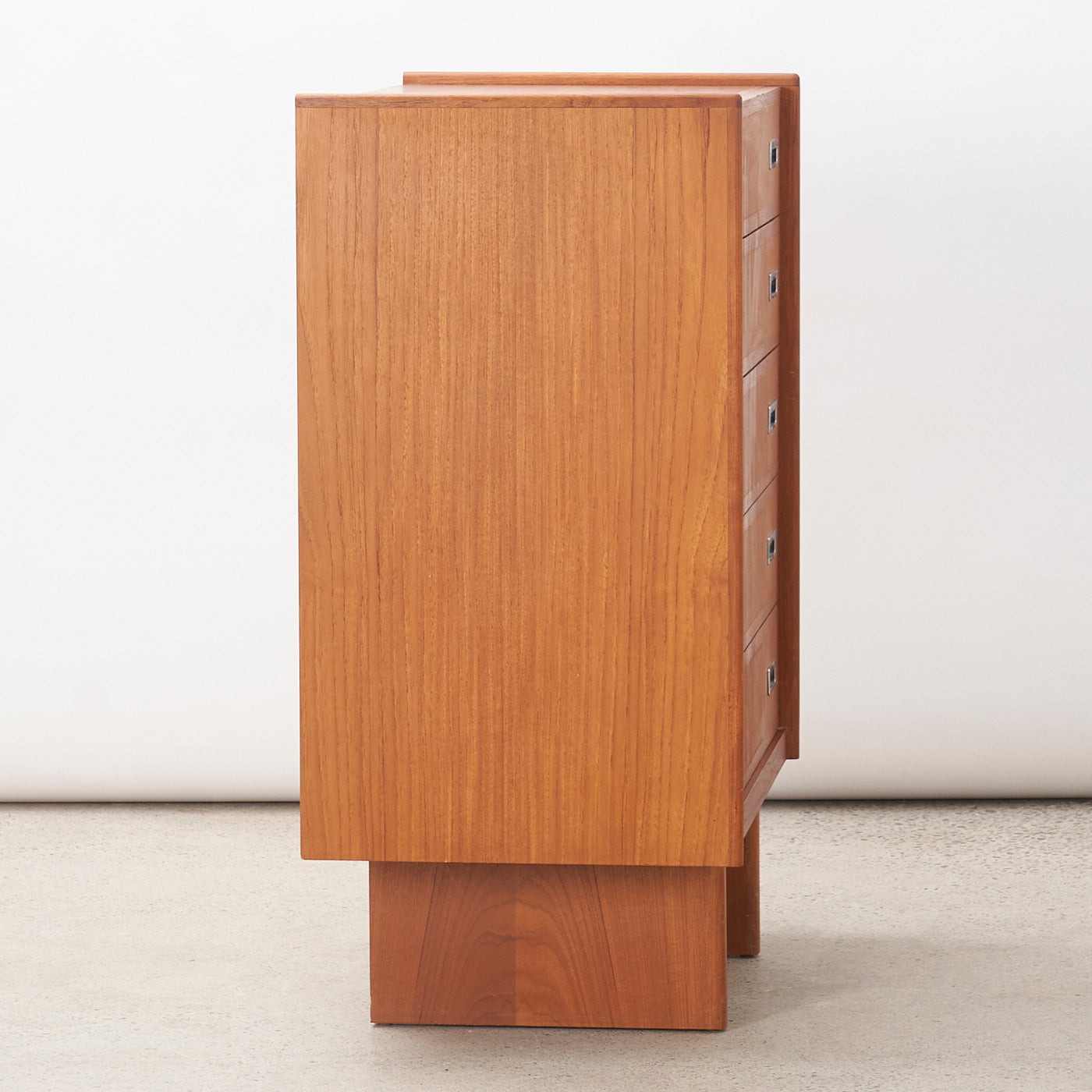 Teak 5 Drawer Dresser