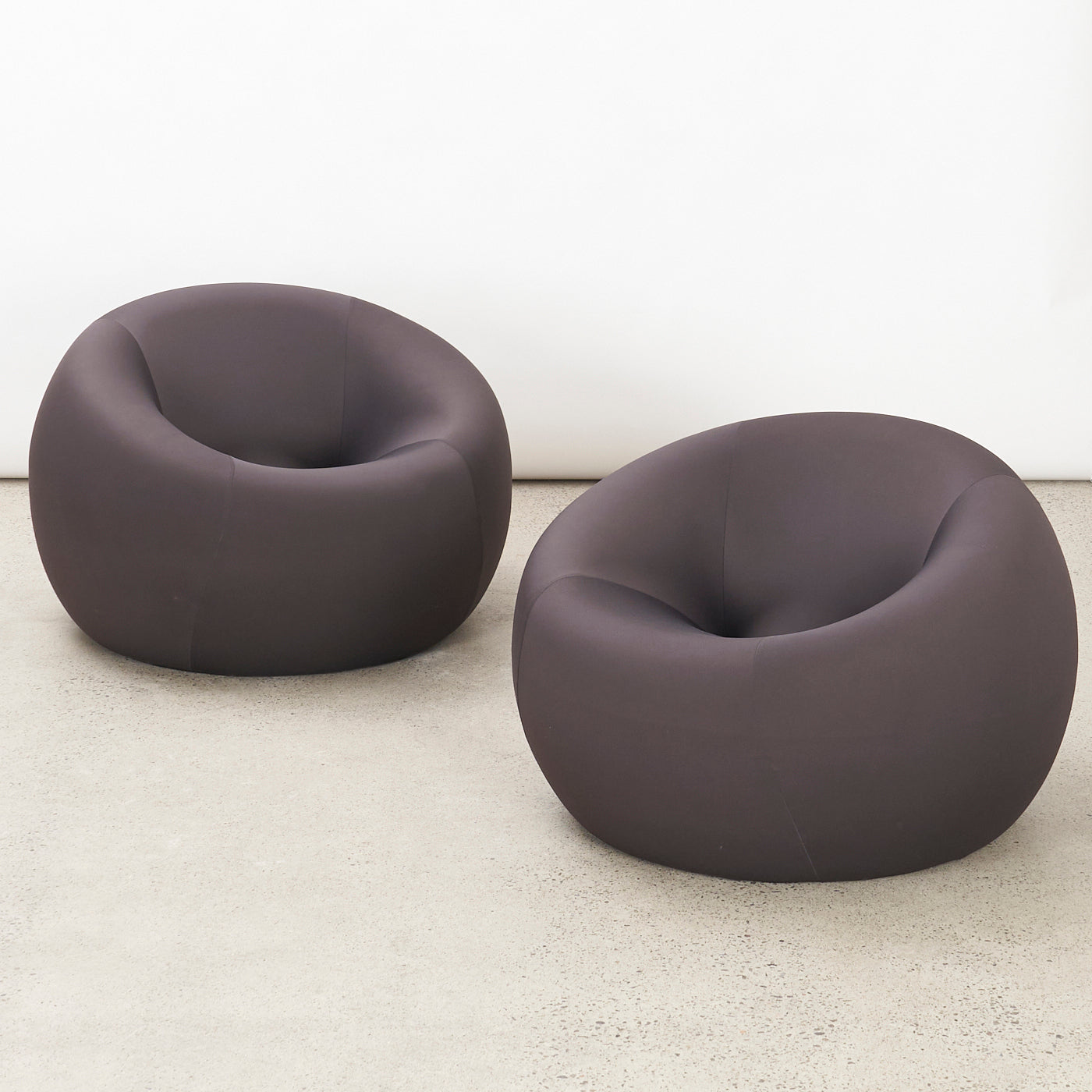 Pair of 'UP1' Lounge Chairs by Gaetano Pesce for B&B Italia, Italy