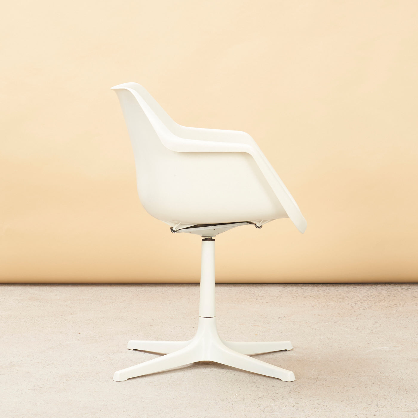 Plastic Swivel Chair by Robin Day for Hille, England