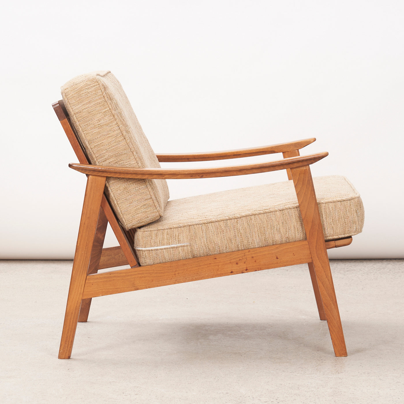 Vintage Lounge Chair