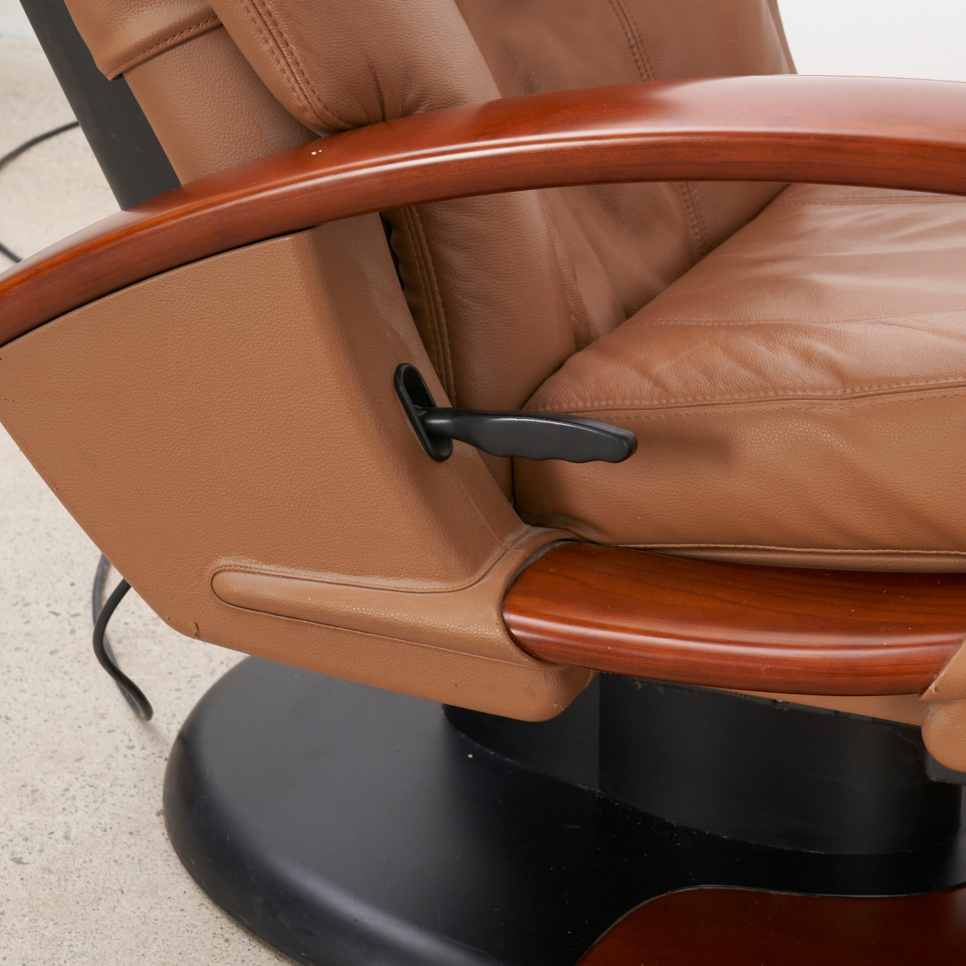Human Touch Leather Reclining Massage Chair