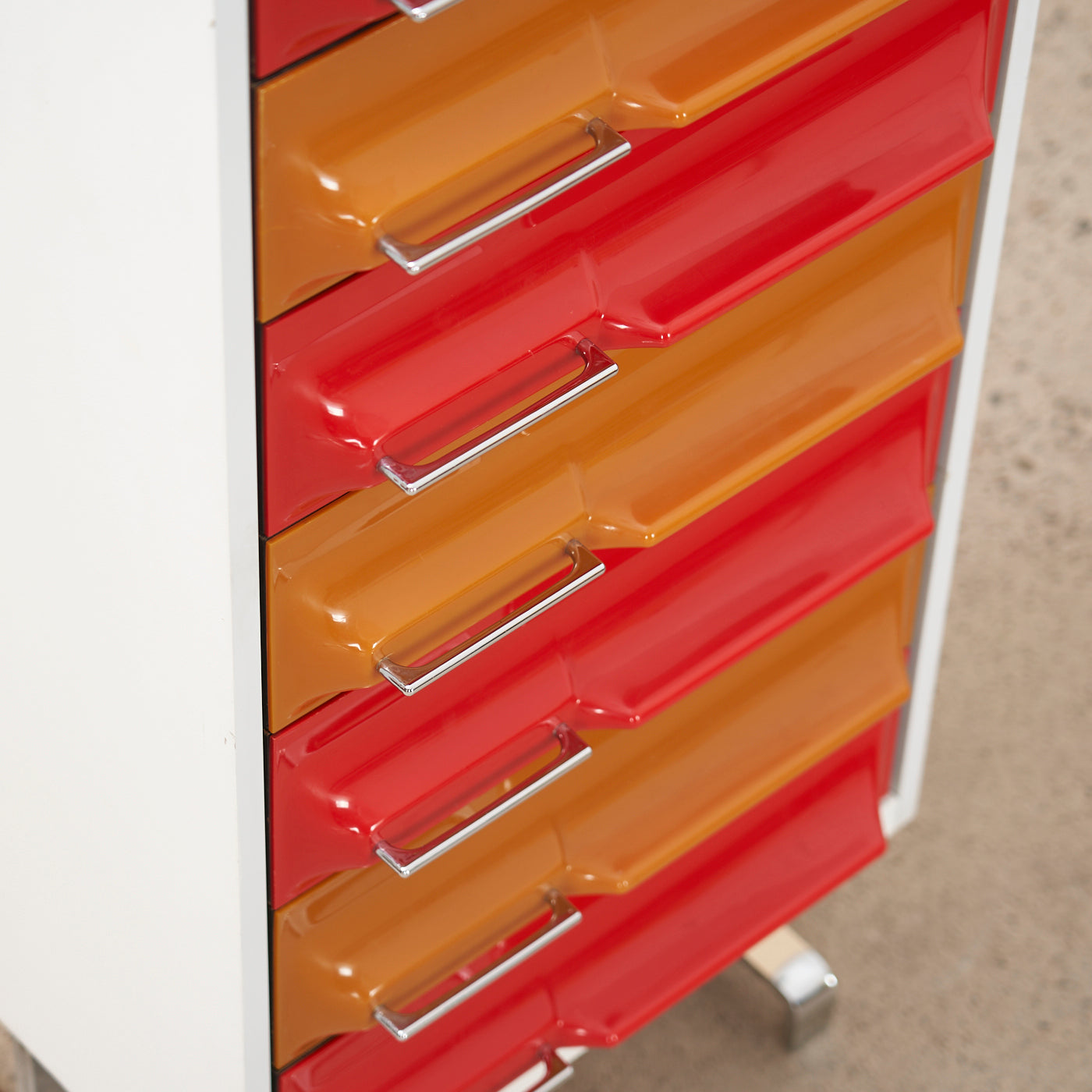 8-Drawer Dresser by Giovanni Maur for Treco