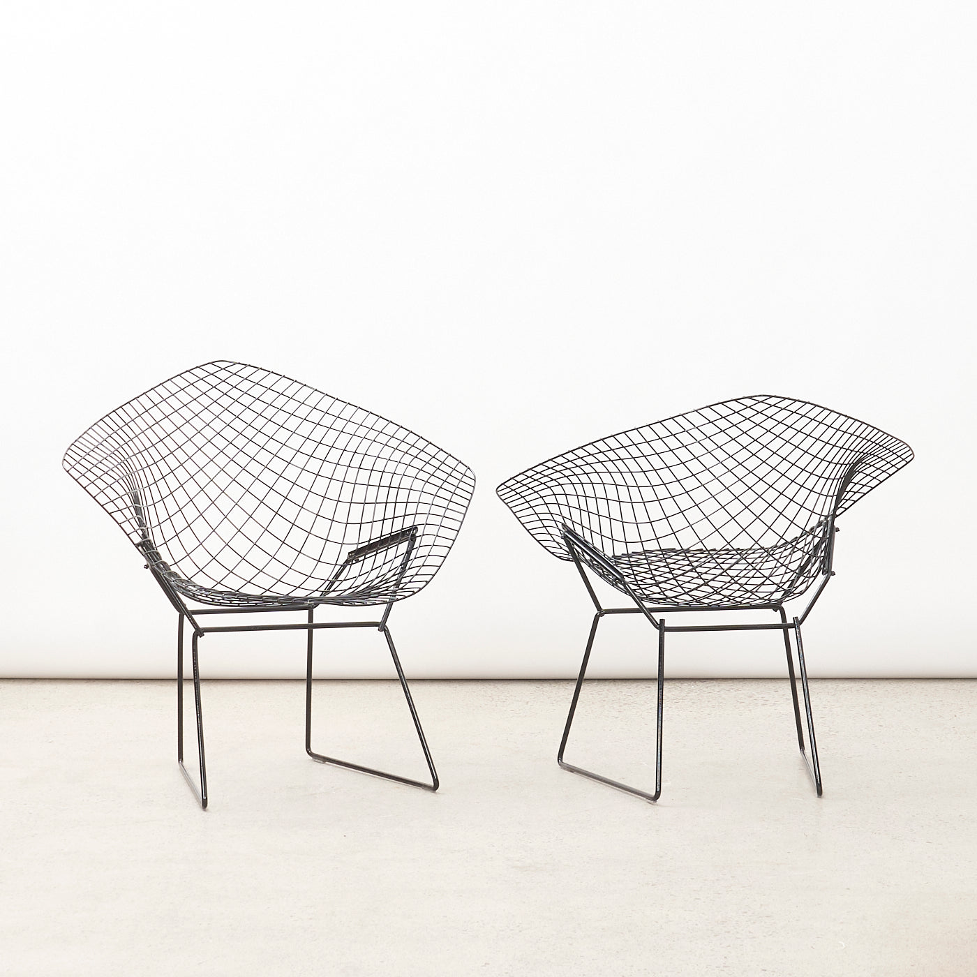 Pair of Vintage Bertoia Diamond Chairs for Knoll