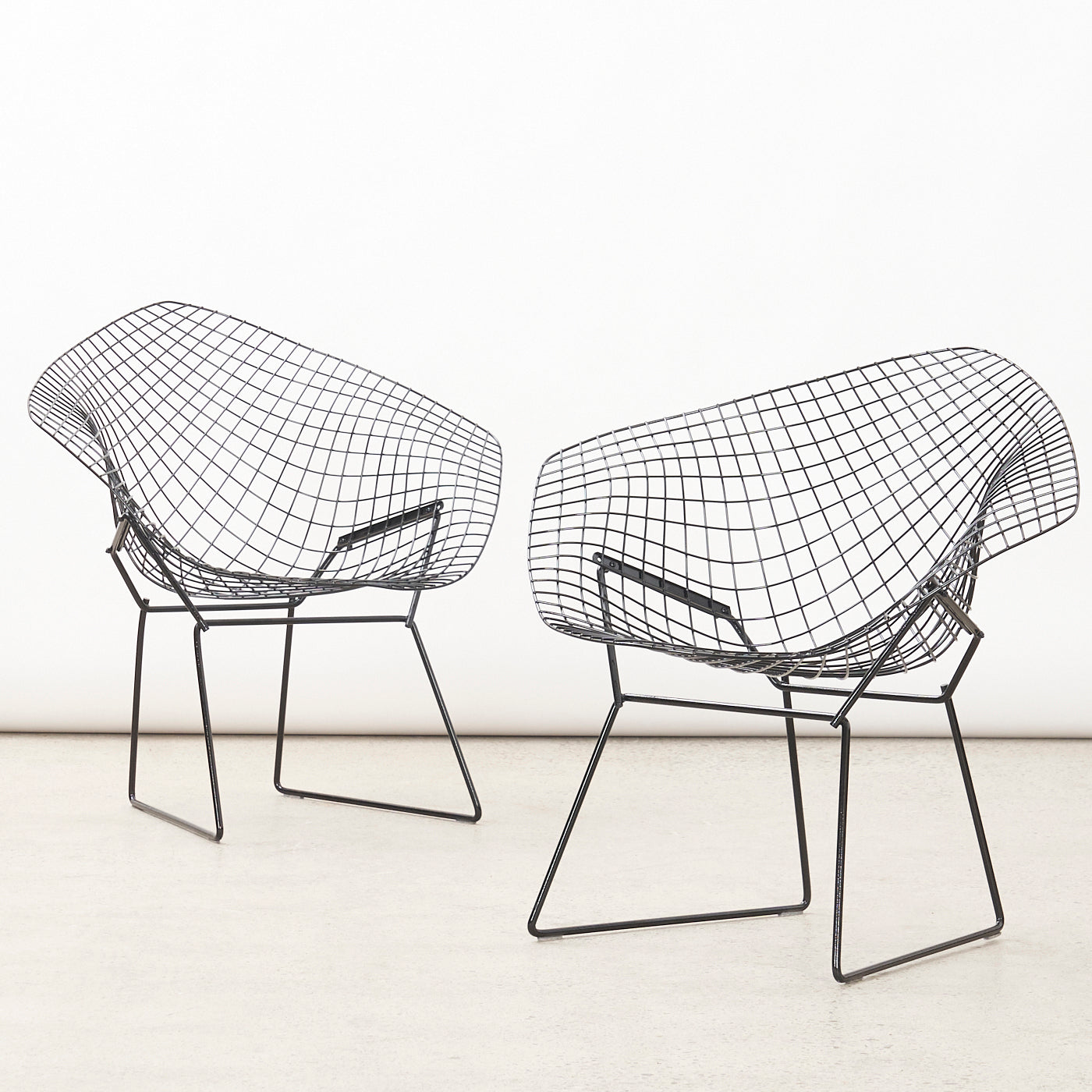 Pair of Vintage Bertoia Diamond Chairs for Knoll