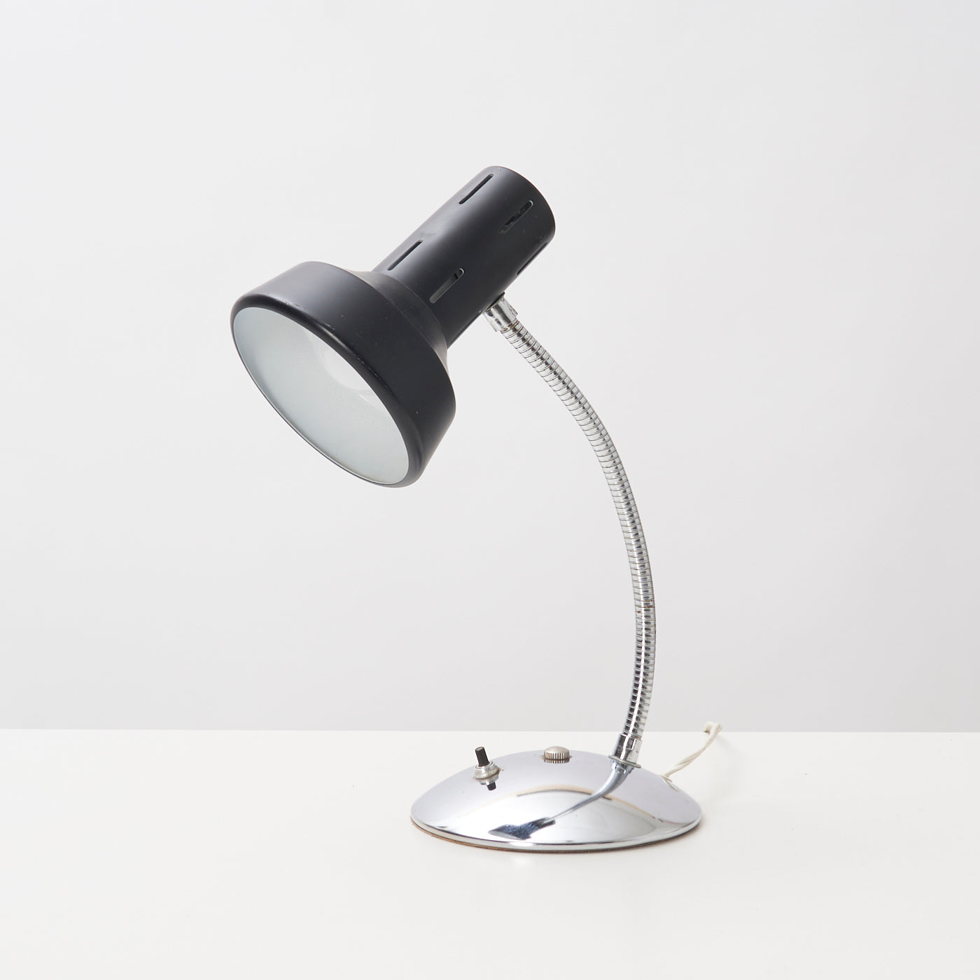 Black Gooseneck Desk Lamp