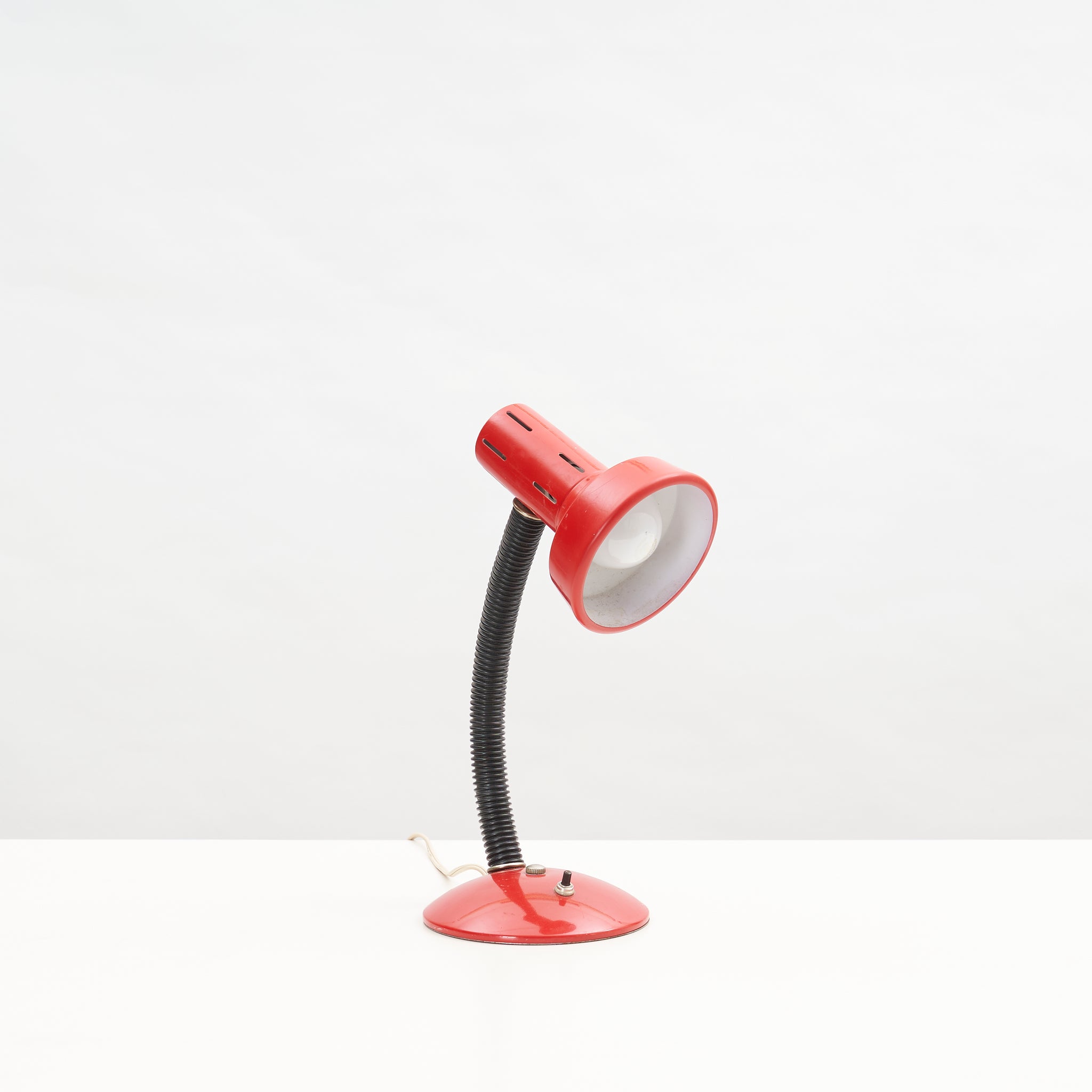 Red Gooseneck Task Lamp