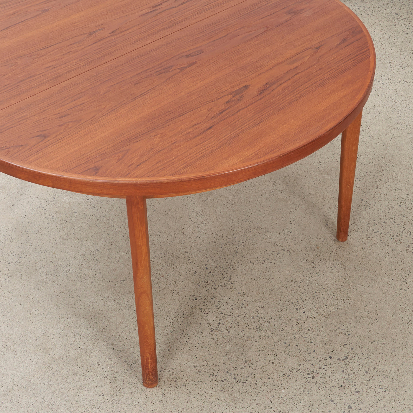 Extendable Round Teak Dining Table