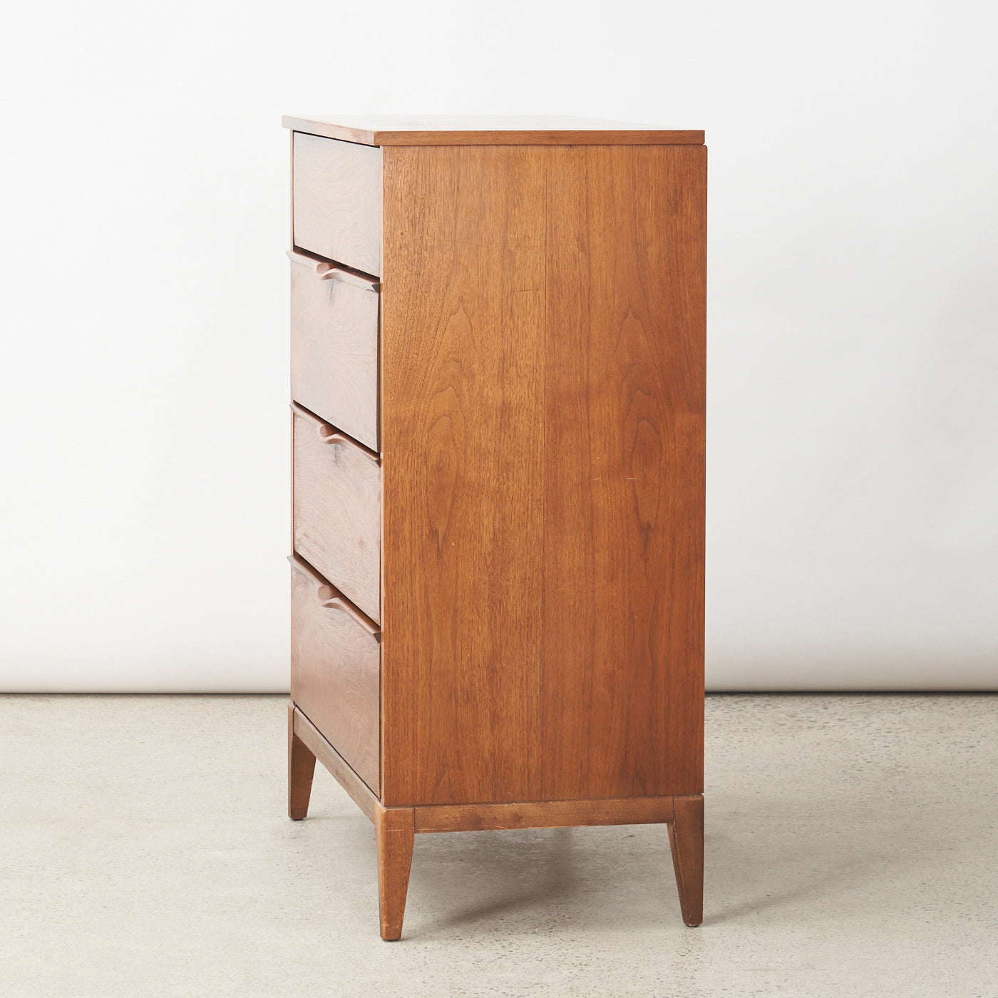 Walnut 4 Drawer Dresser