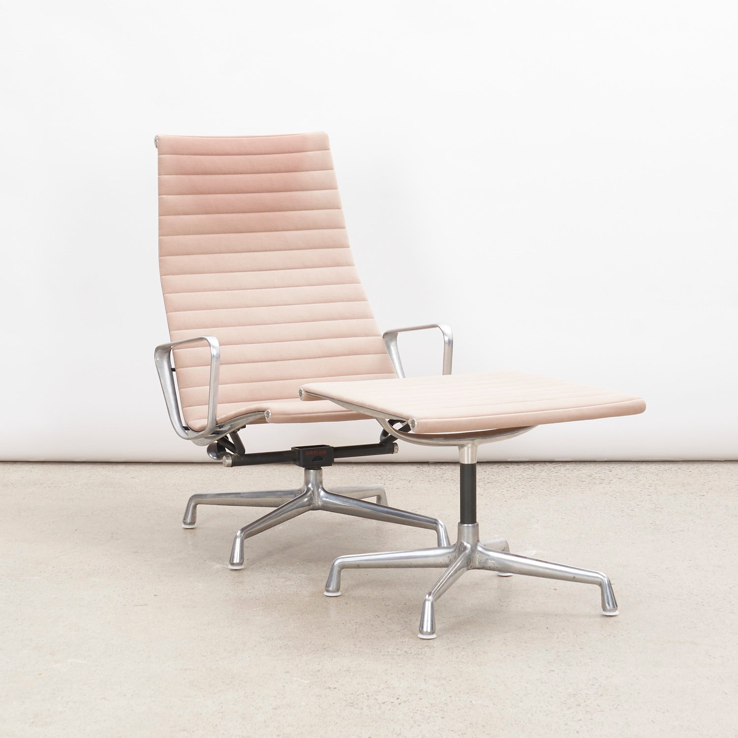 '70s era Eames Aluminum Group Lounge Chair w/ Tilt & Ottoman for Herman Miller