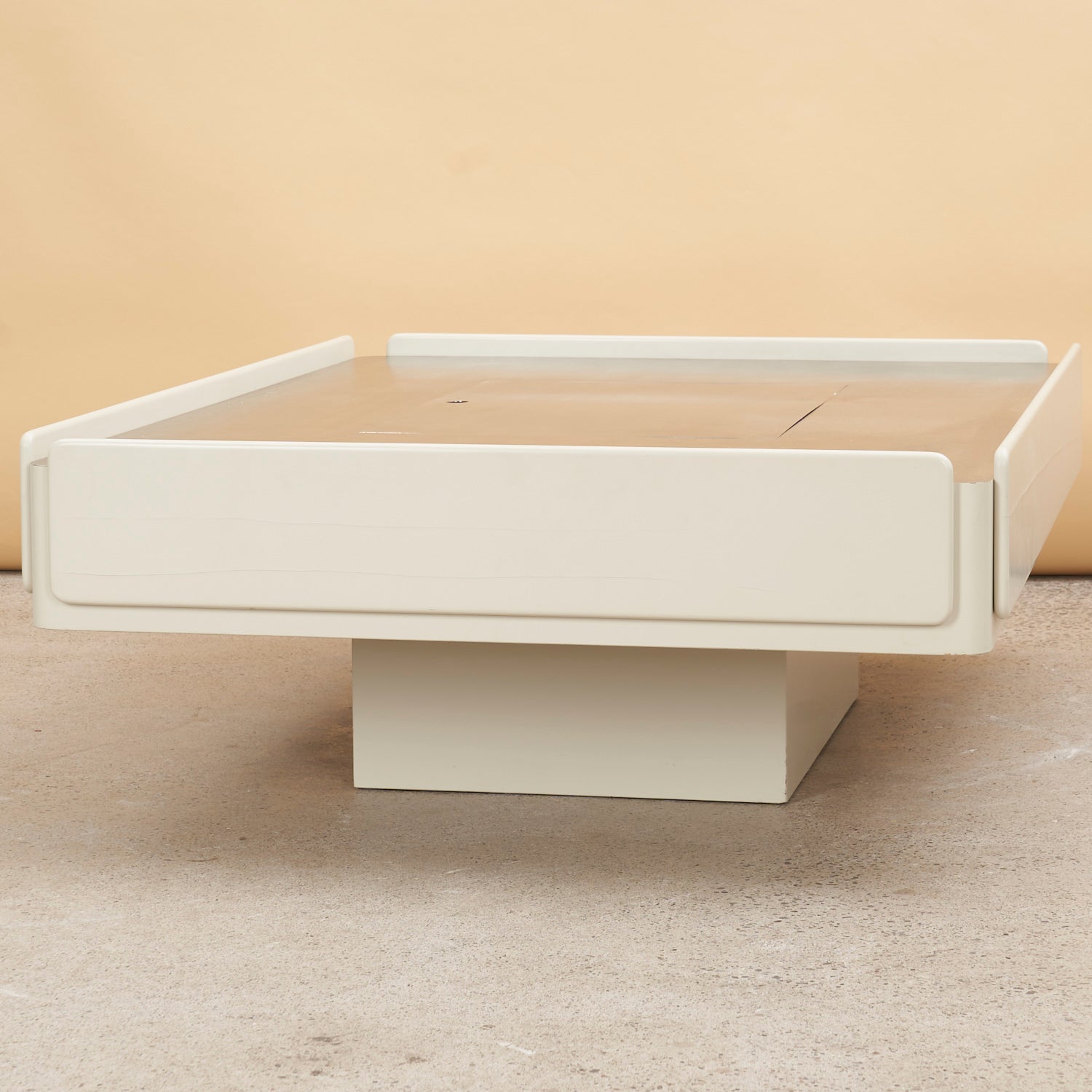 'Caori' Coffee Table by Vico Magistretti for Gavina